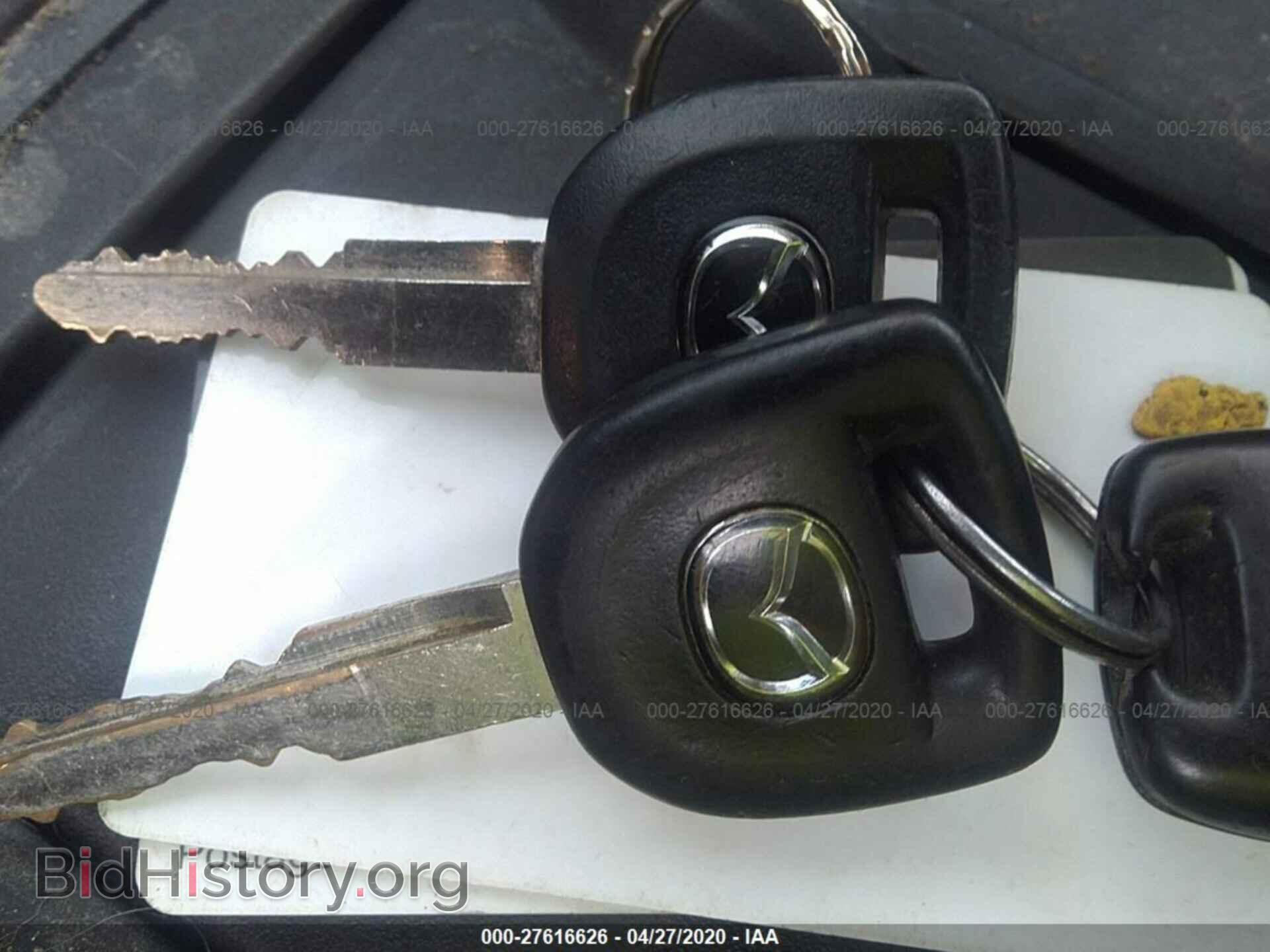 2005 MAZDA 3 - VIN: JM1BK12F351318772 - Фото 11
