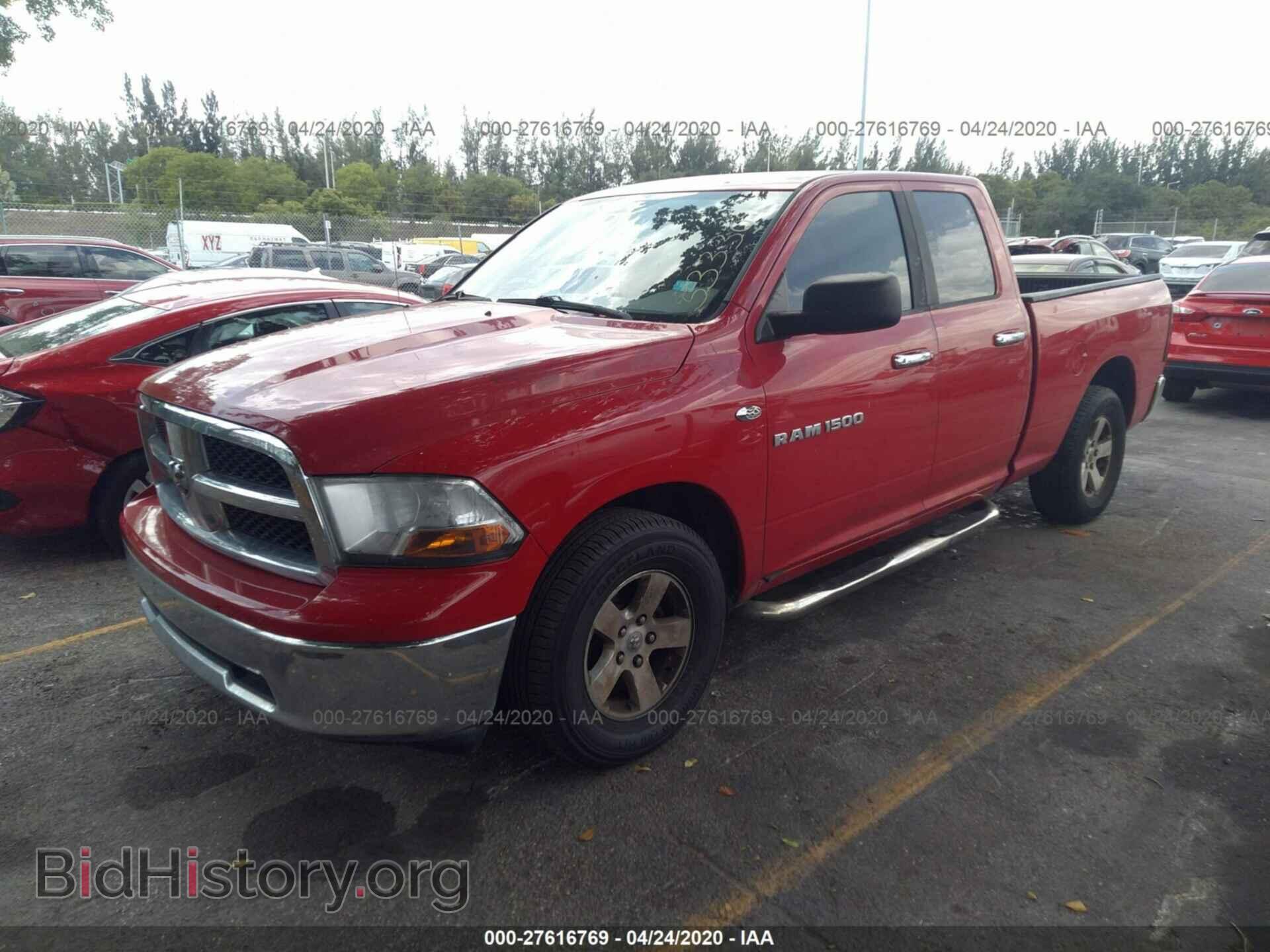 2011 DODGE RAM 1500 - VIN: 1D7RB1GPXBS533304 - Фото 2