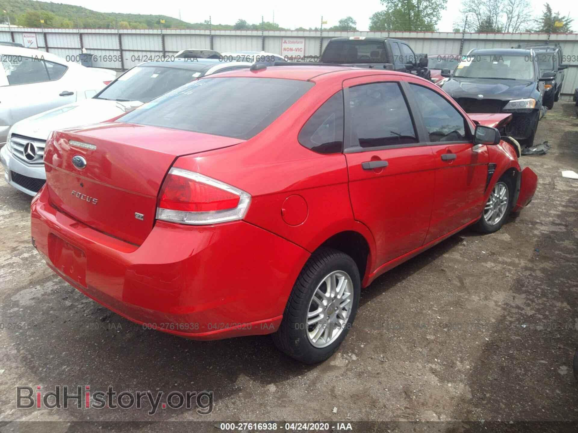 2008 FORD FOCUS - VIN: 1FAHP35N18W151058 - Фото 4
