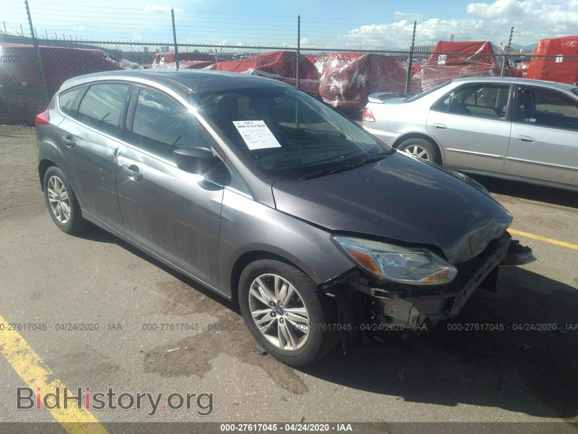 Photo 1FAHP3M21CL185017 - FORD FOCUS 2012
