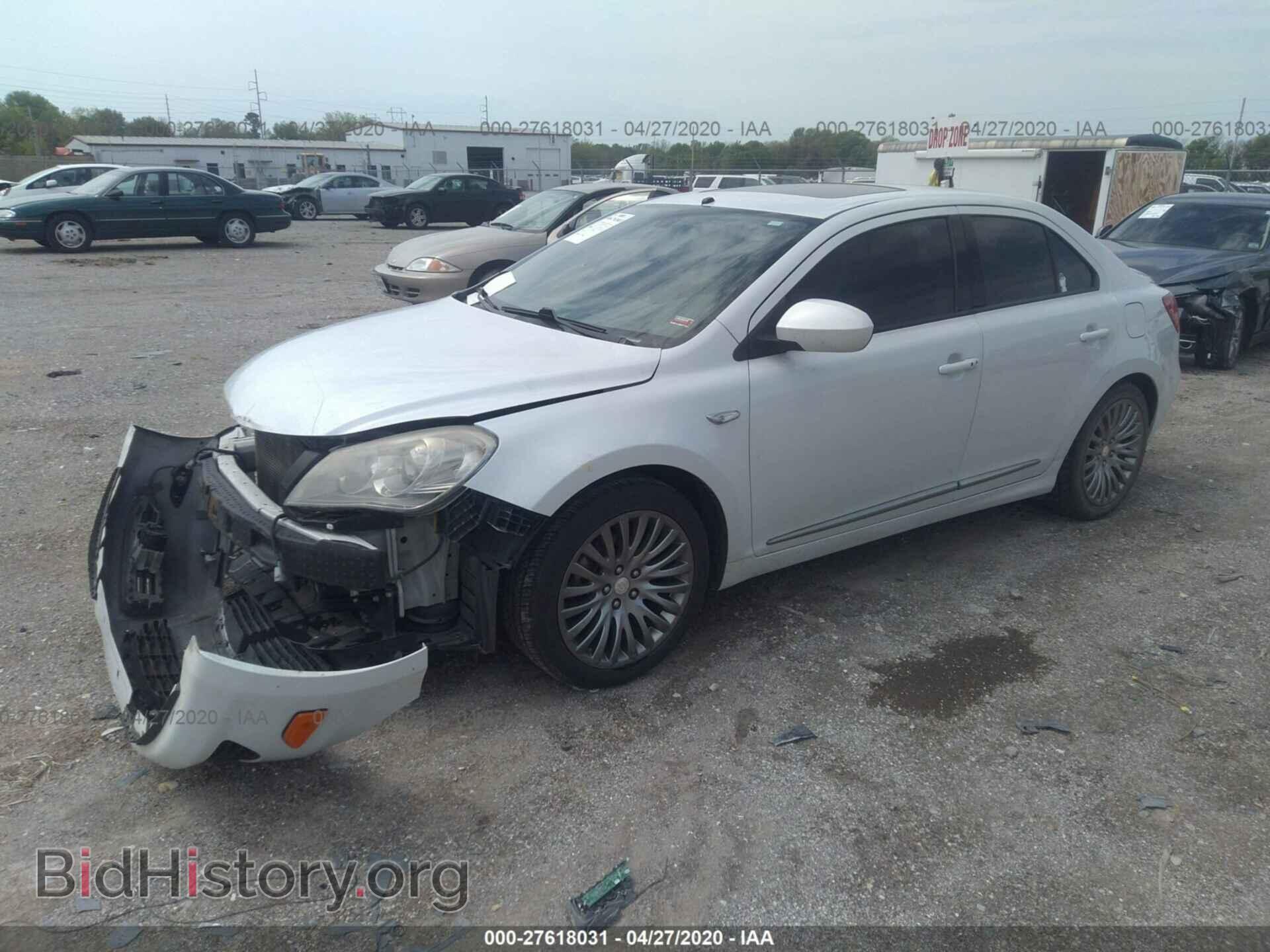 2010 SUZUKI KIZASHI - VIN: JS2RE9A78A6100618 - Photo 2