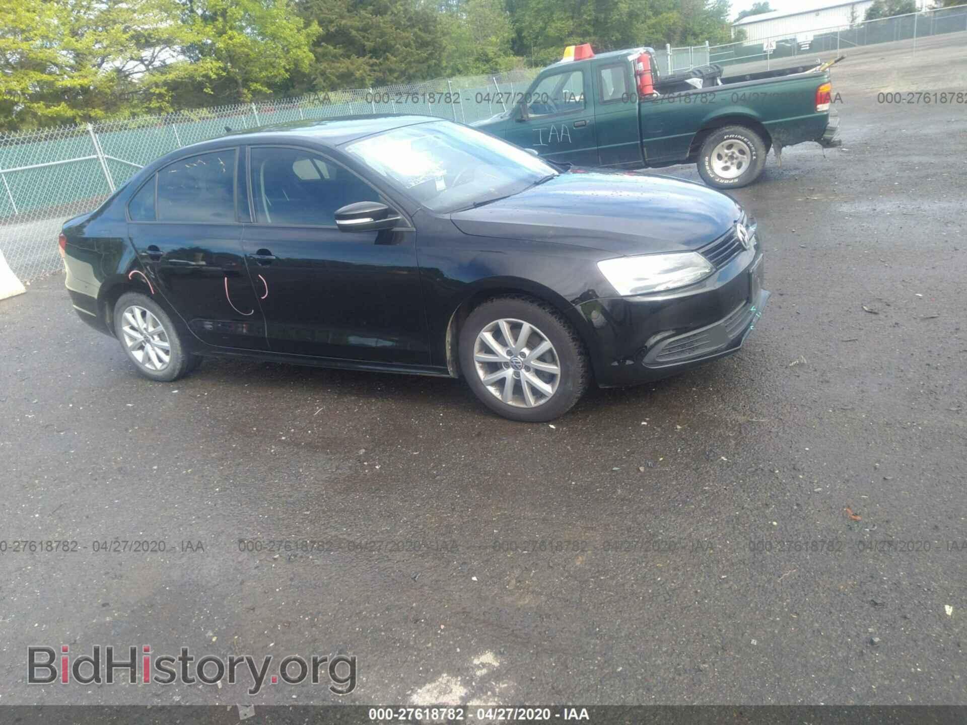 Фотография 3VWDP7AJ2CM307052 - VOLKSWAGEN JETTA 2012
