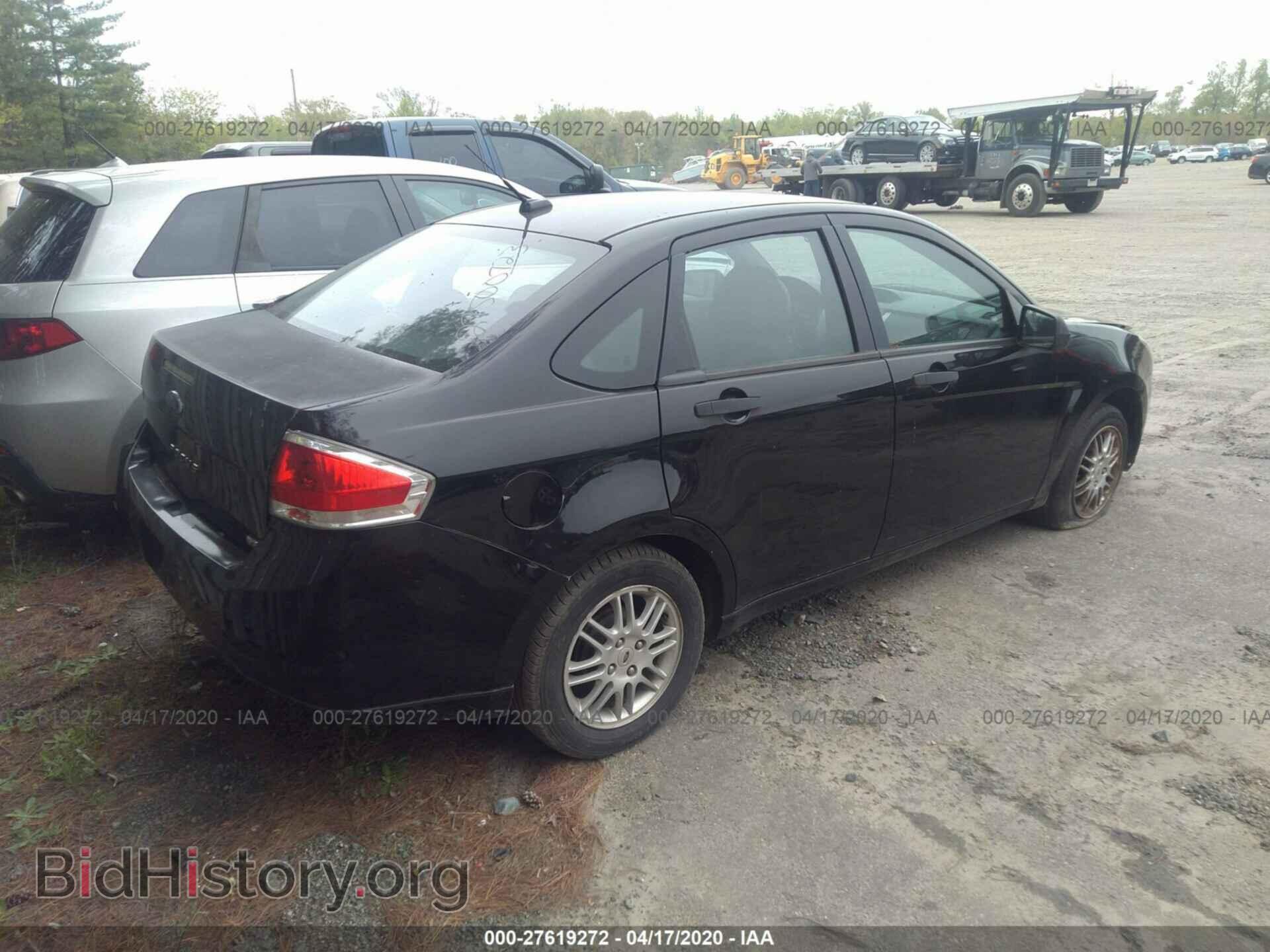 2010 FORD FOCUS - VIN: 1FAHP3FN7AW209971 - Photo 4
