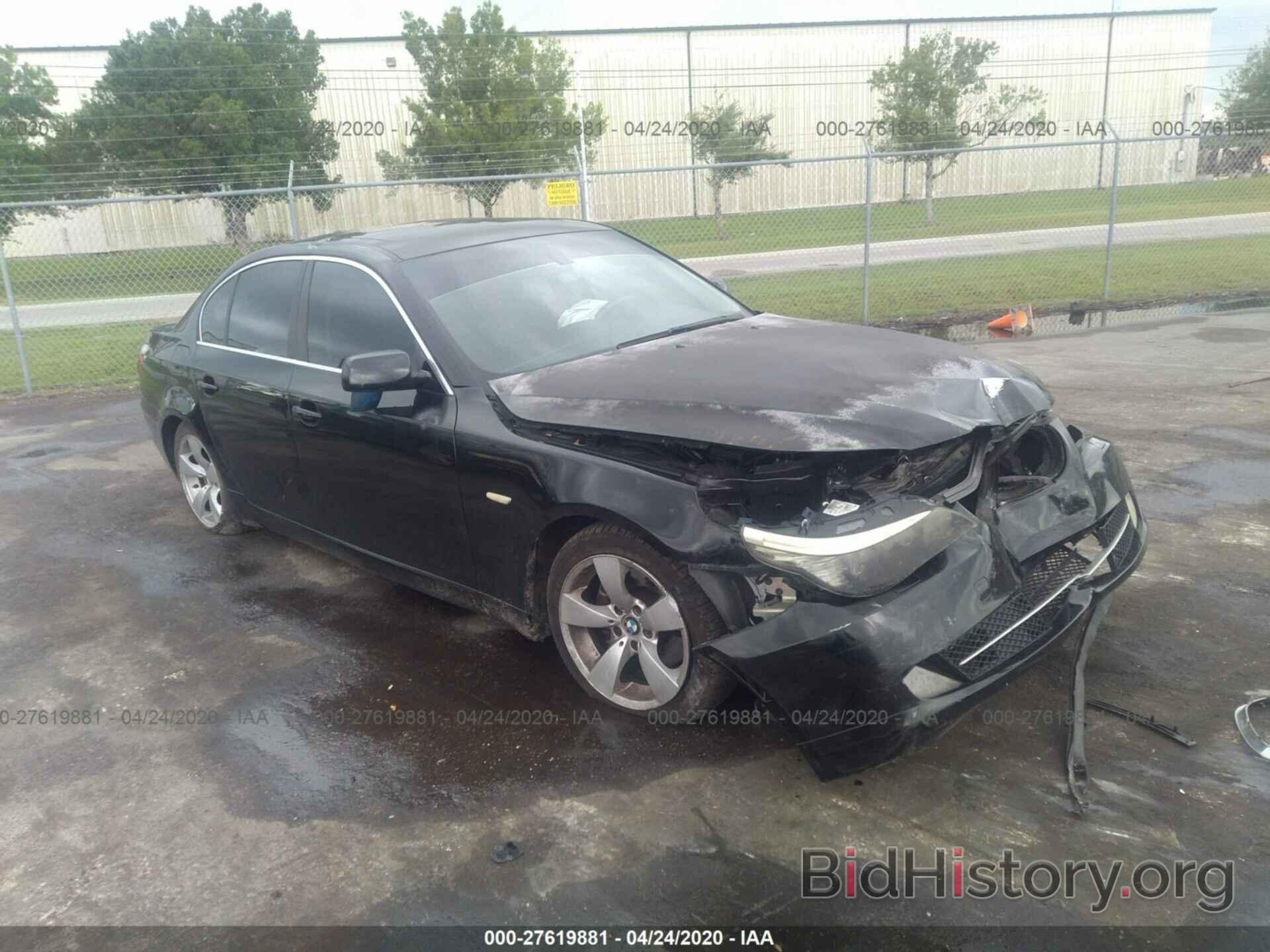 Photo WBANU53518CT17095 - BMW 528 2008