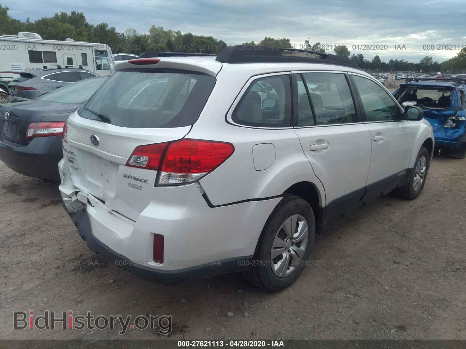 2011 SUBARU OUTBACK - VIN: 4S4BRBAC7B1427767 - Photo 4