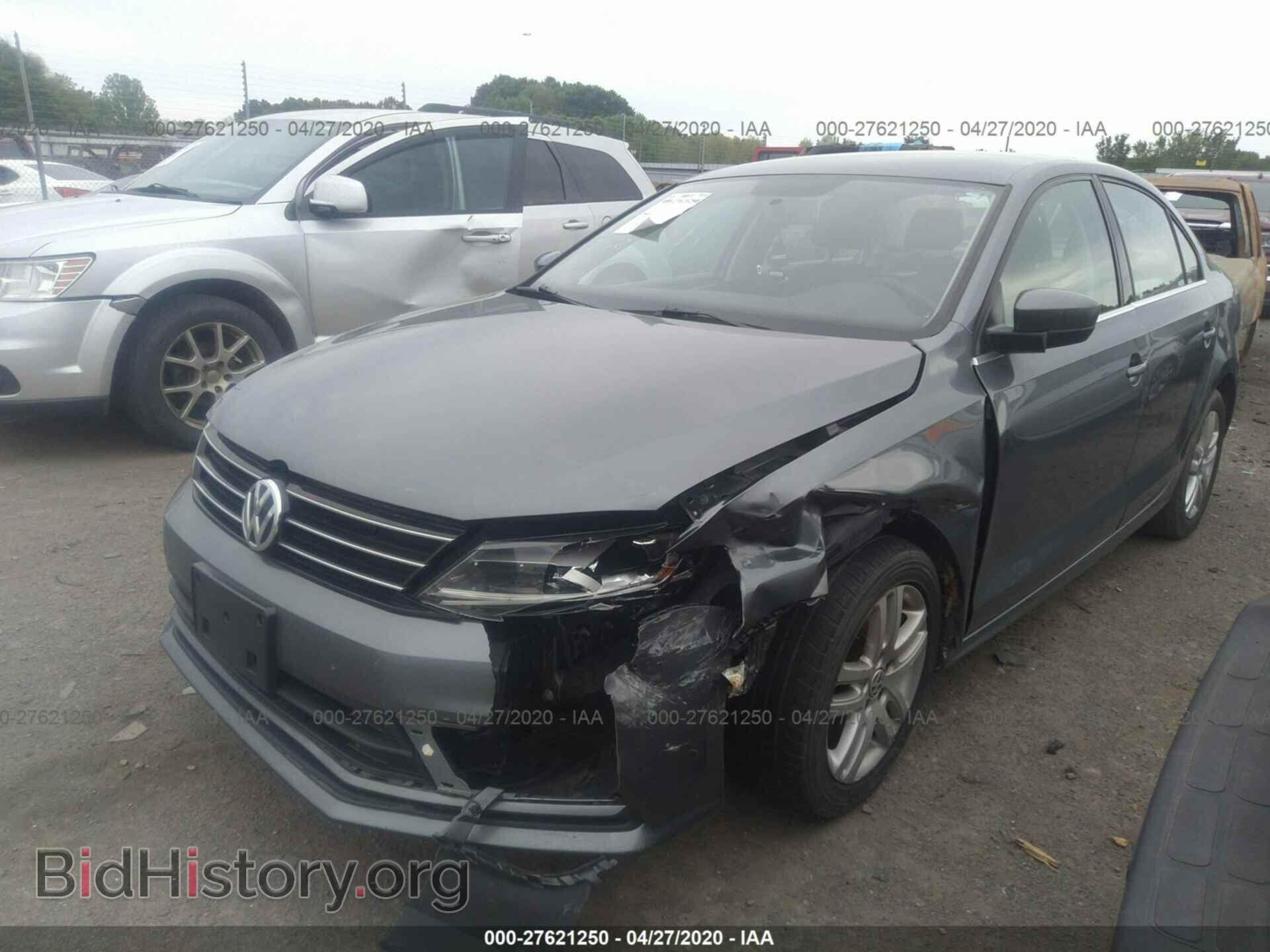 2017 VOLKSWAGEN JETTA - VIN: 3VW2B7AJ3HM352952 - Фото 2