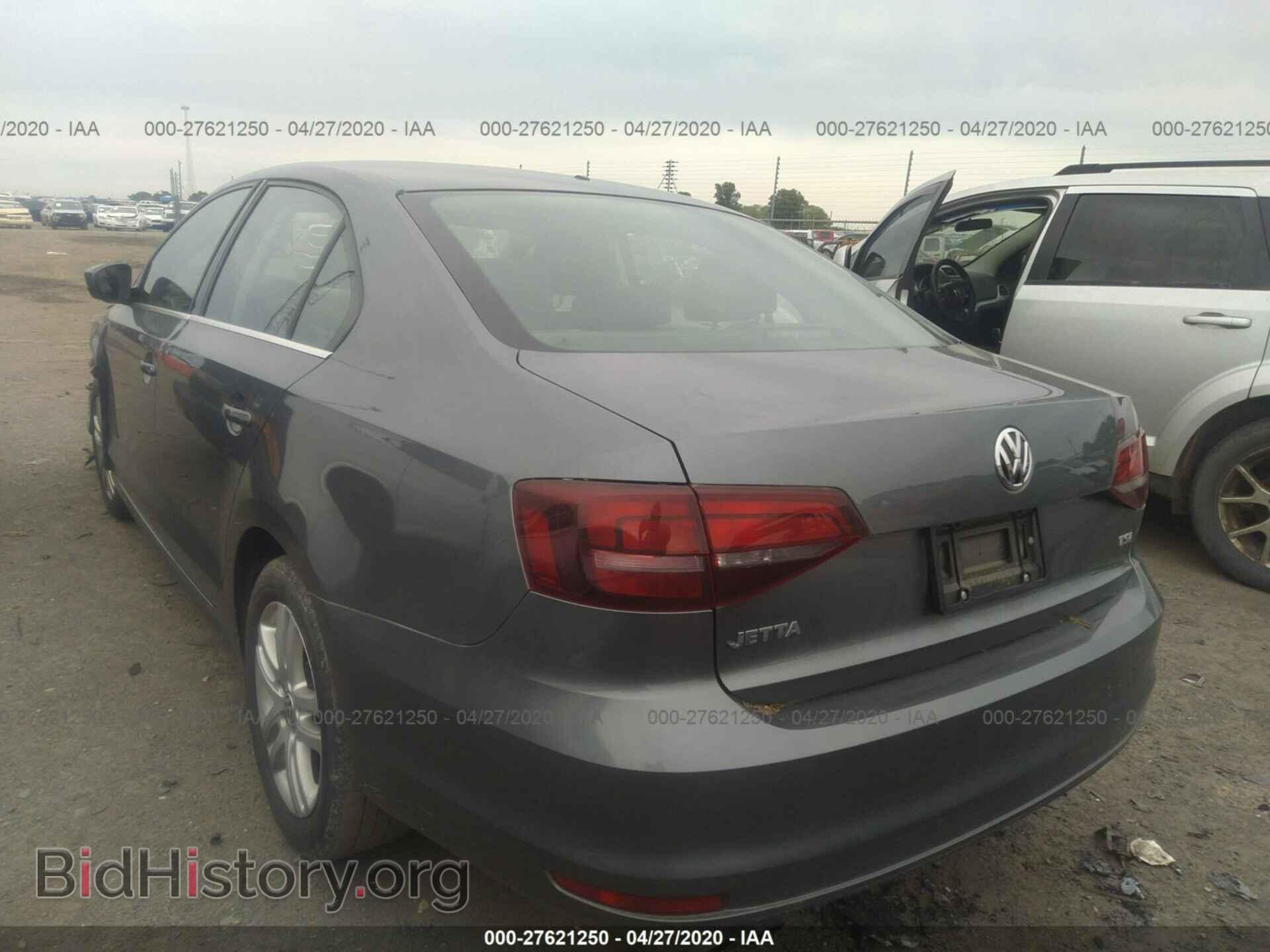 2017 VOLKSWAGEN JETTA - VIN: 3VW2B7AJ3HM352952 - Фото 3