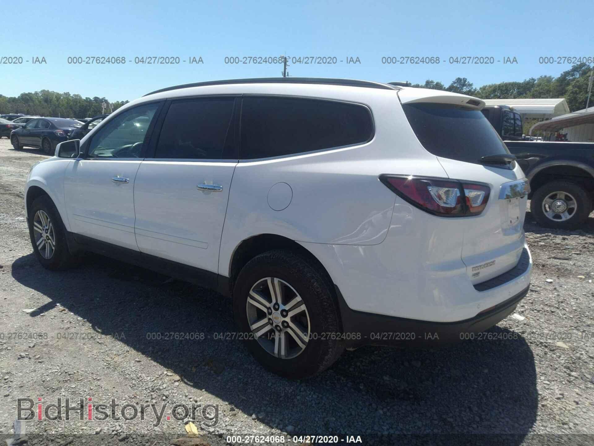 2017 CHEVROLET TRAVERSE - VIN: 1GNKRGKD5HJ332424 - Фото 3