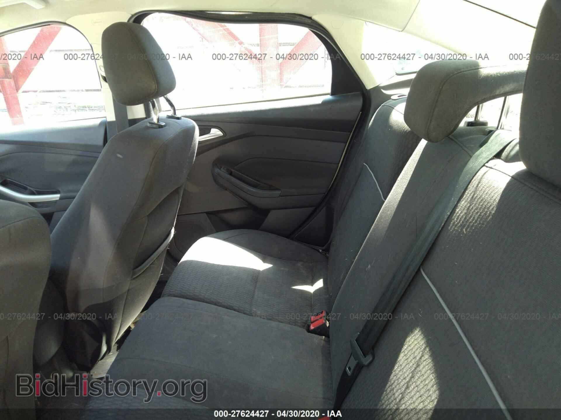 2012 Ford Focus - VIN: 1FAHP3H24CL371757 - Photo 8