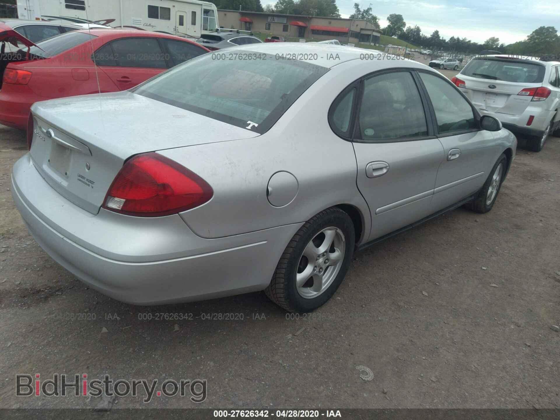 2002 FORD TAURUS - VIN: 1FAFP55U62A270755 - Photo 4