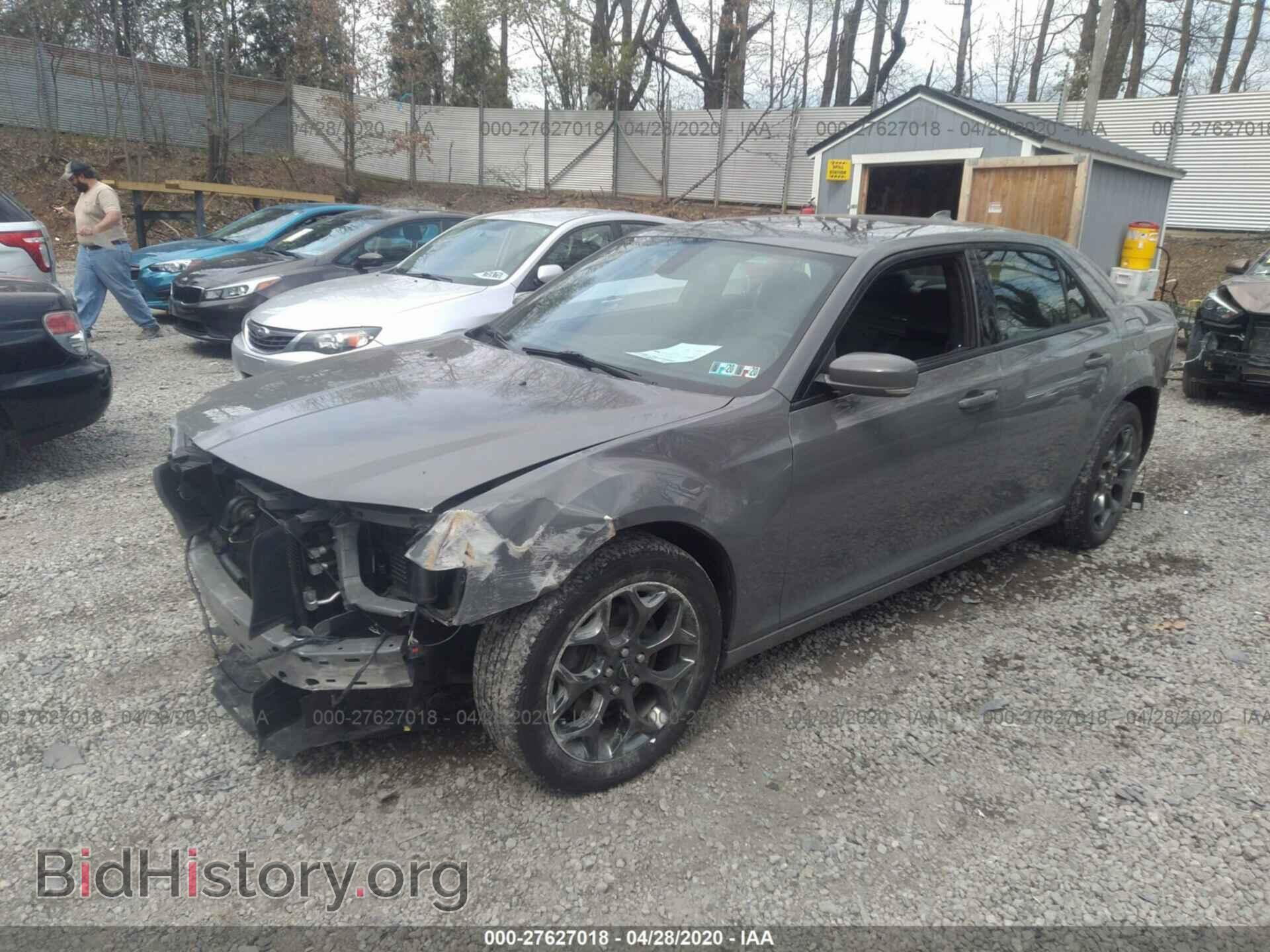 2017 CHRYSLER 300 - VIN: 2C3CCAGG7HH612916 - Фото 2
