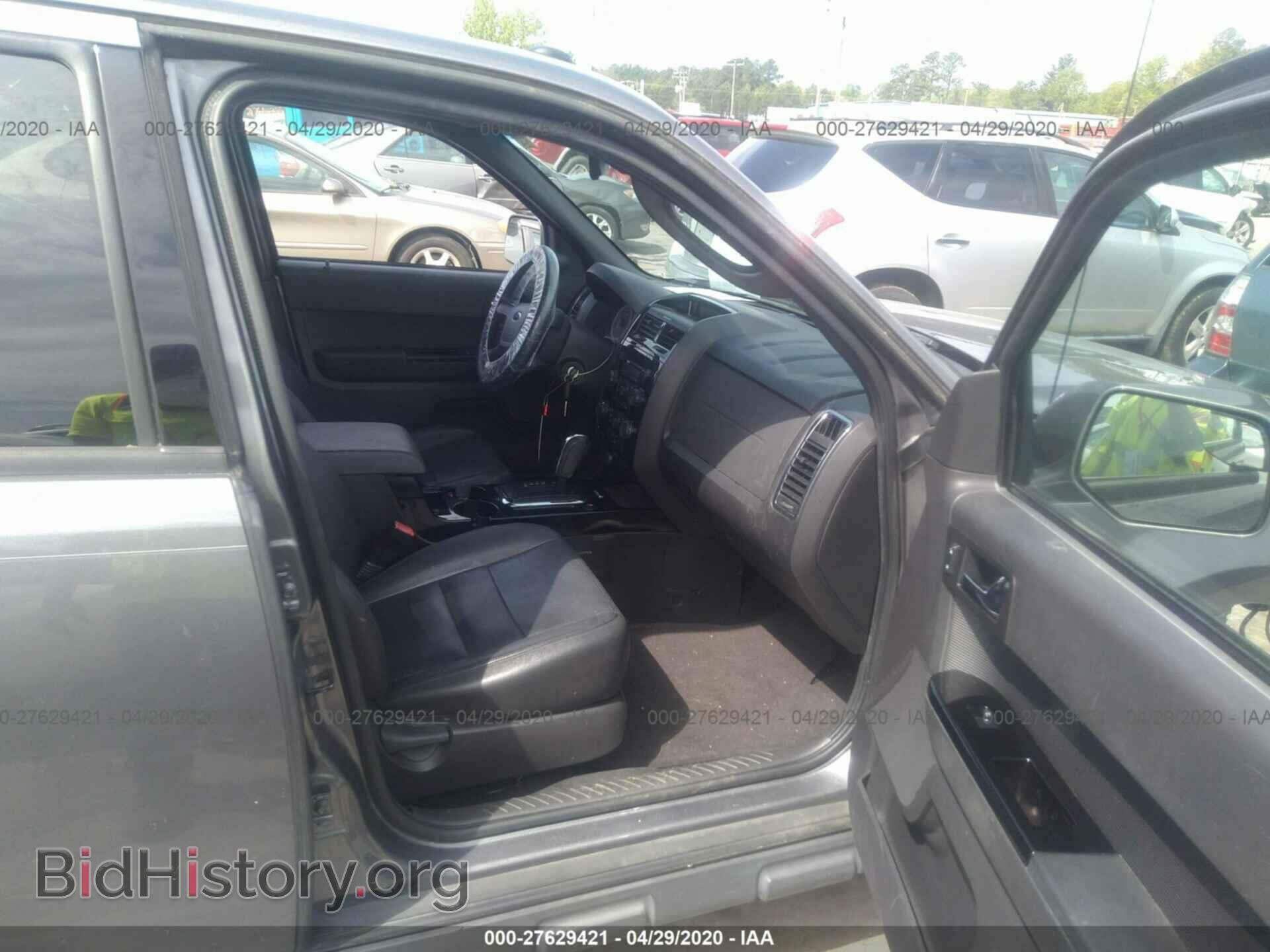 2011 FORD ESCAPE - VIN: 1FMCU0E75BKA52931 - Photo 5