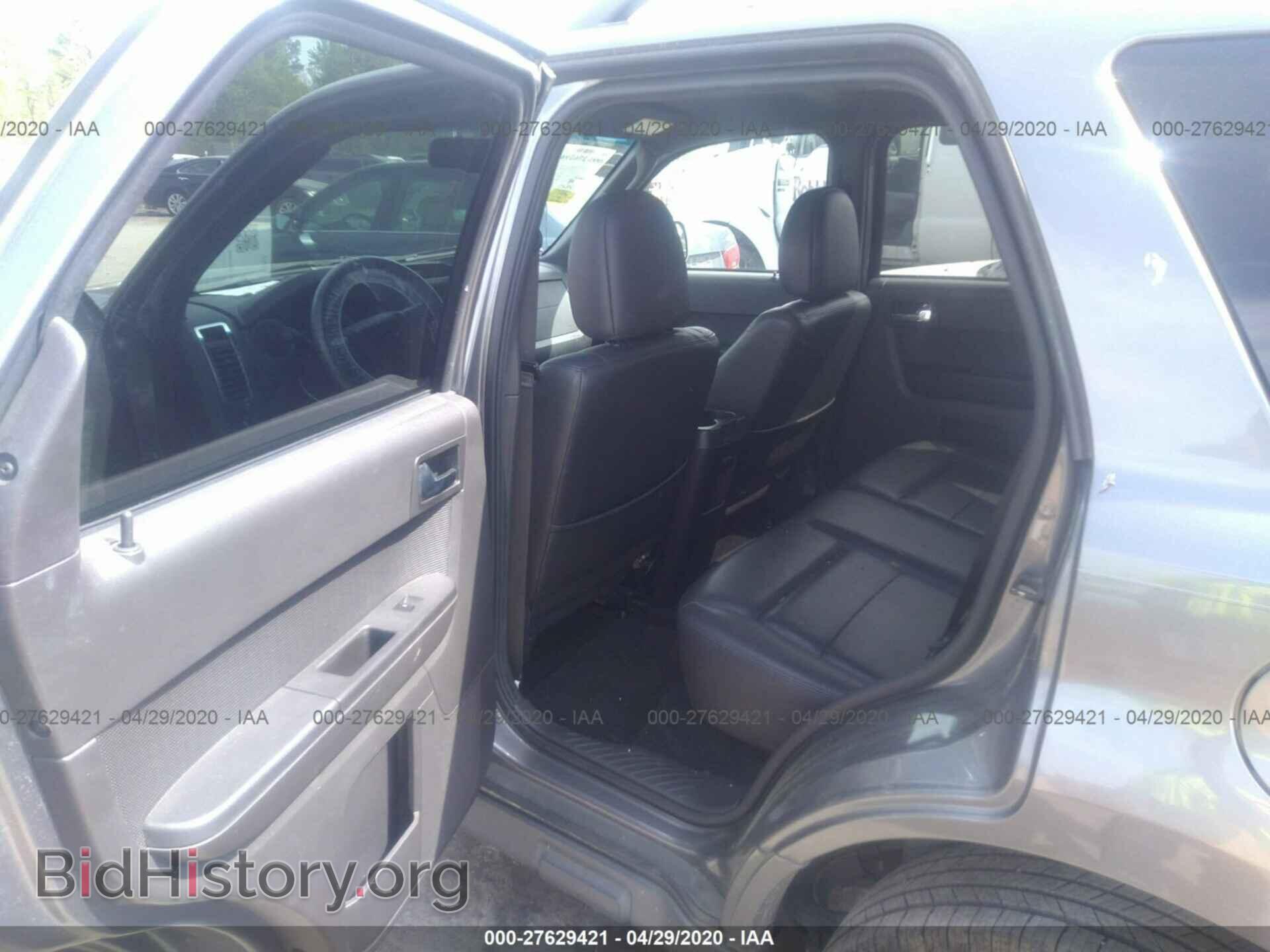 2011 FORD ESCAPE - VIN: 1FMCU0E75BKA52931 - Photo 8