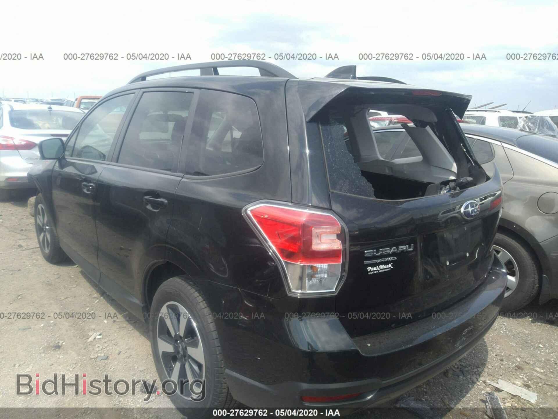 2018 SUBARU FORESTER - VIN: JF2SJAEC6JH526443 - Фото 3
