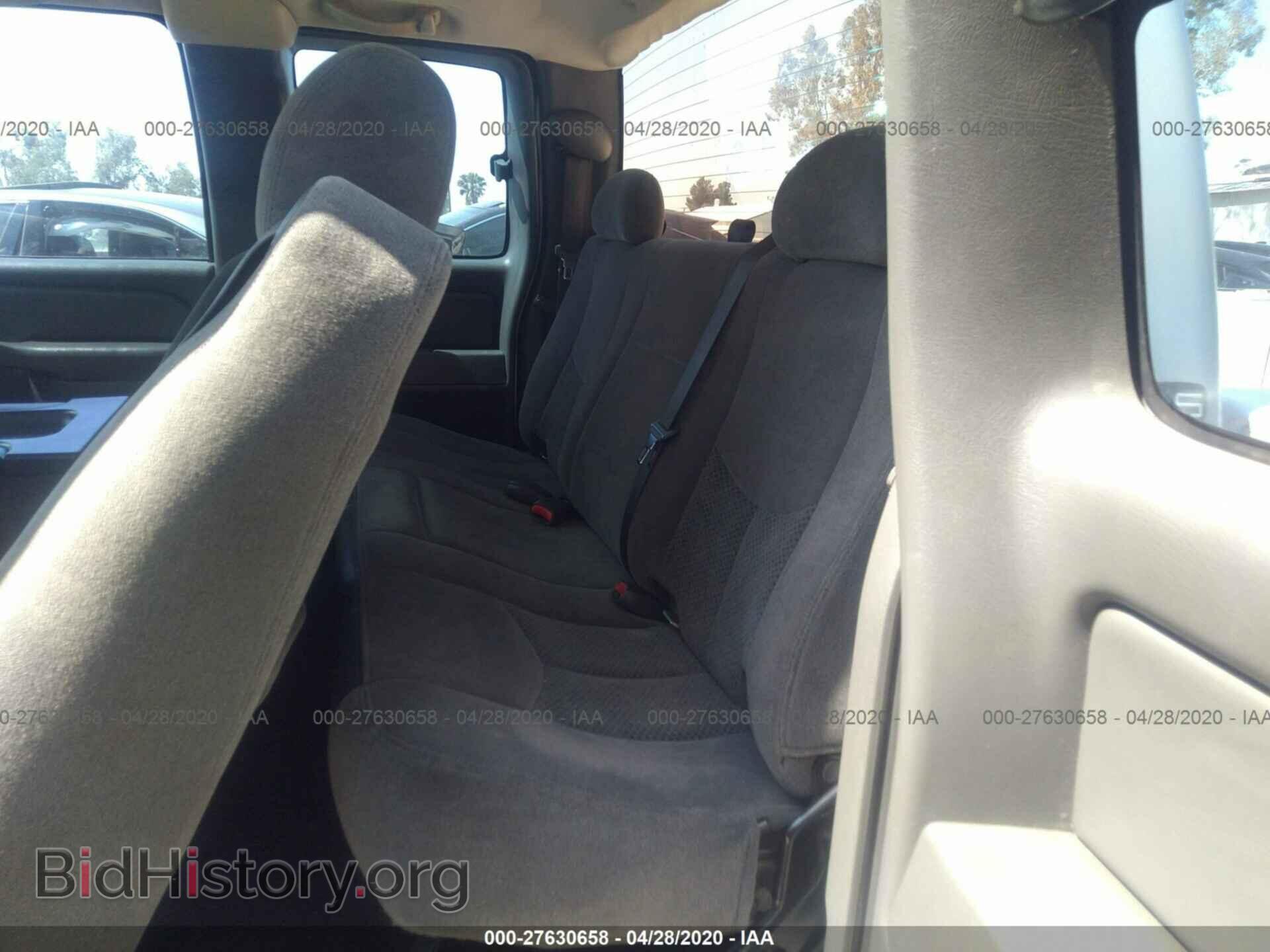 2006 CHEVROLET SILVERADO - VIN: 1GCEC19V56Z216724 - Фото 8
