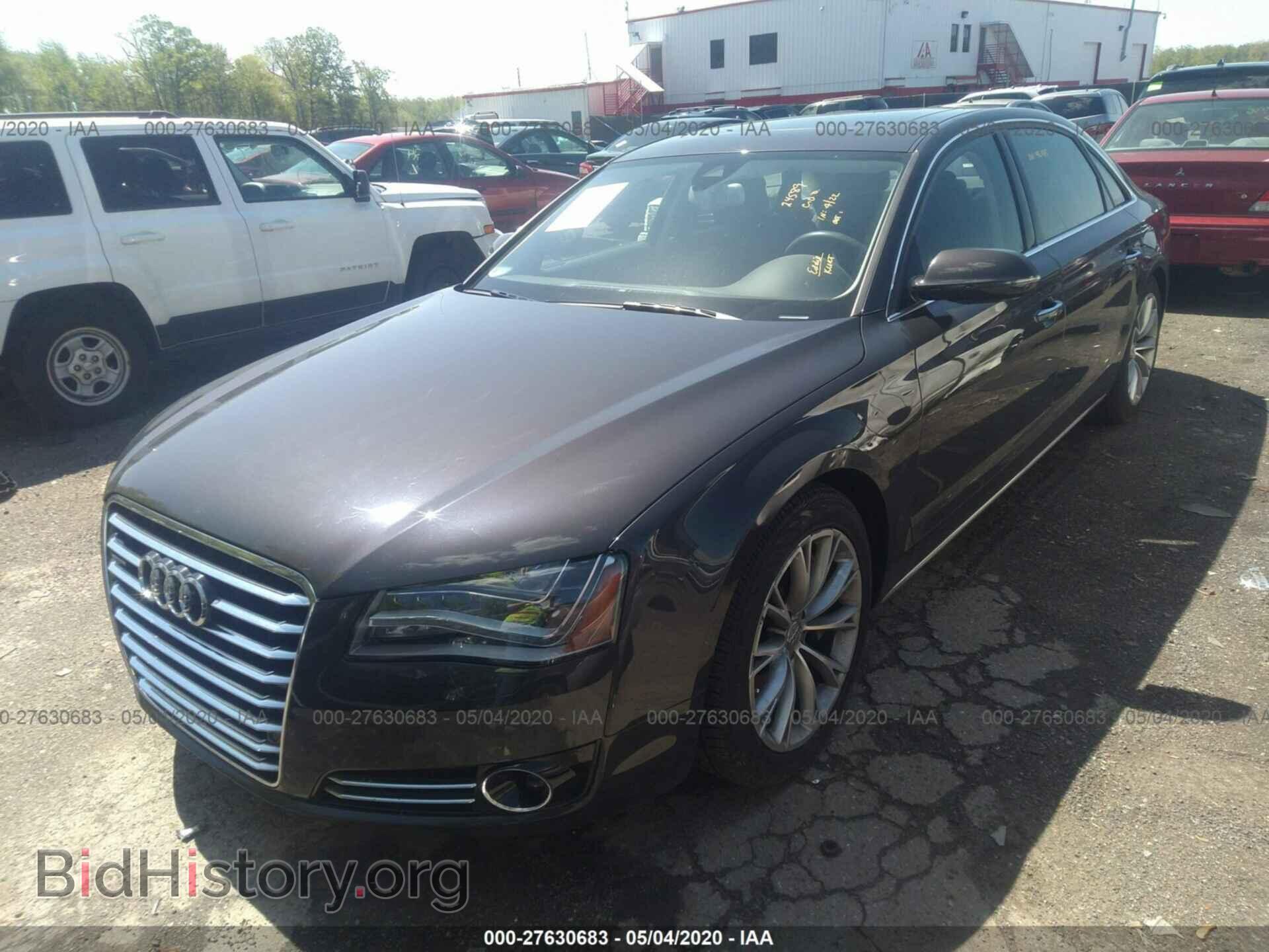 2011 AUDI A8 - VIN: WAURVAFD0BN004934 - Фото 2