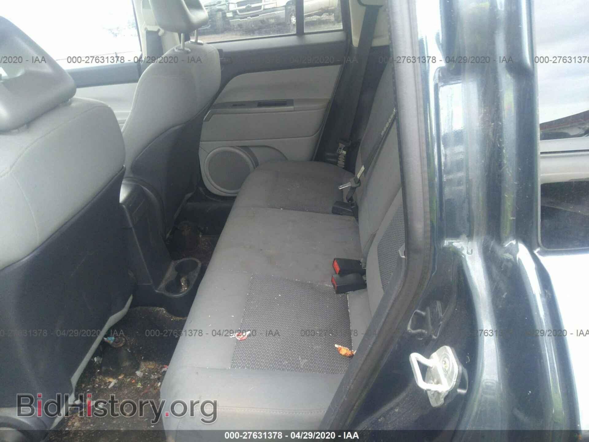 2007 JEEP COMPASS - VIN: 1J8FF47W27D144901 - Фото 8