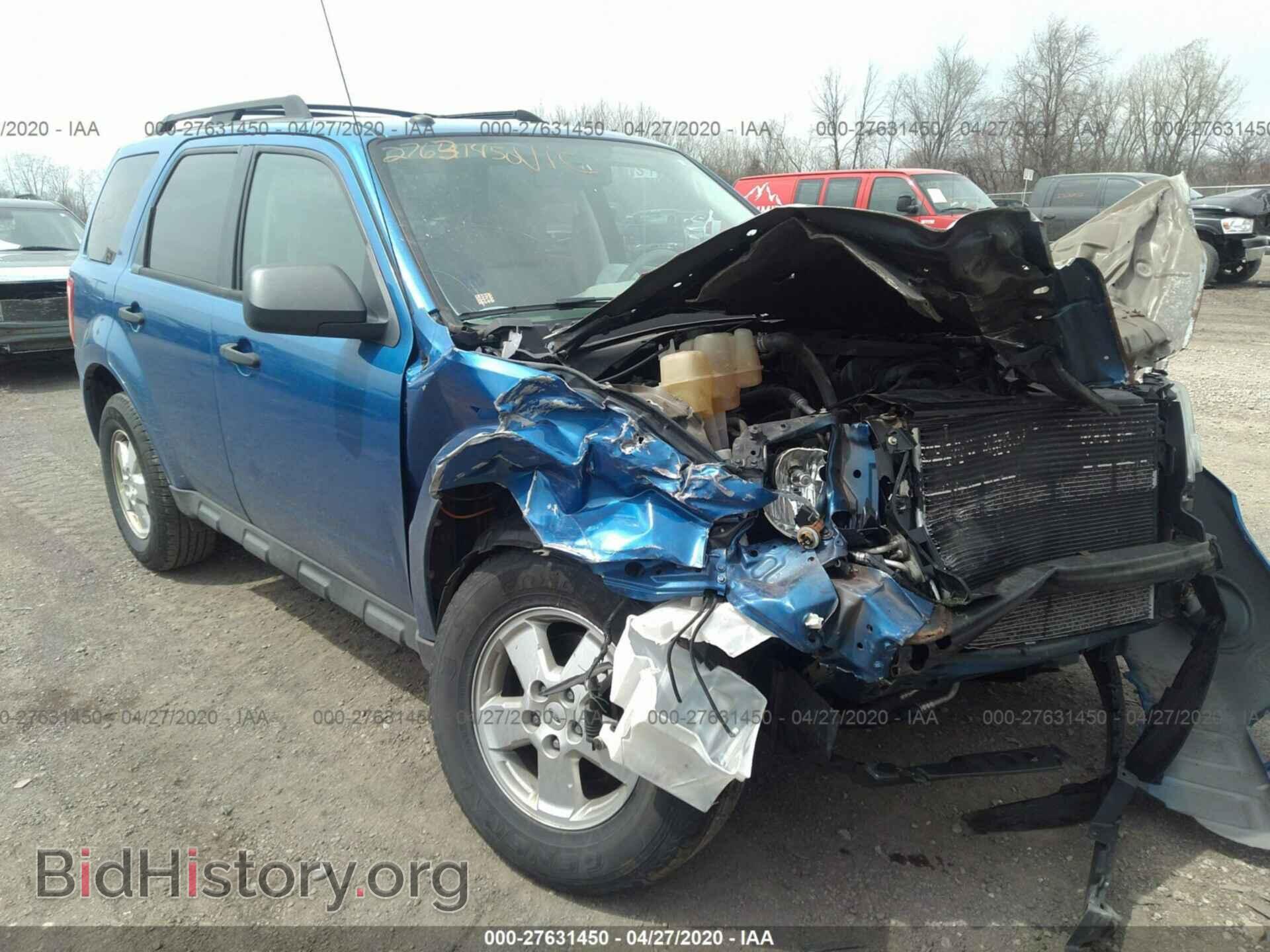 Фотография 1FMCU0DG4BKA72279 - FORD ESCAPE 2011
