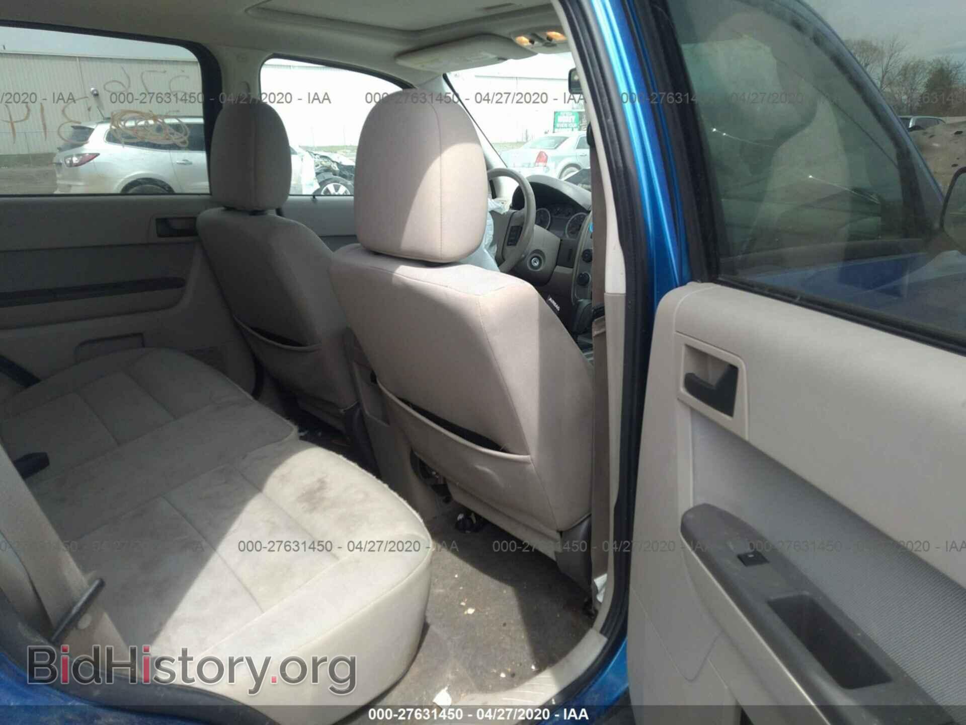 2011 FORD ESCAPE - VIN: 1FMCU0DG4BKA72279 - Фото 8