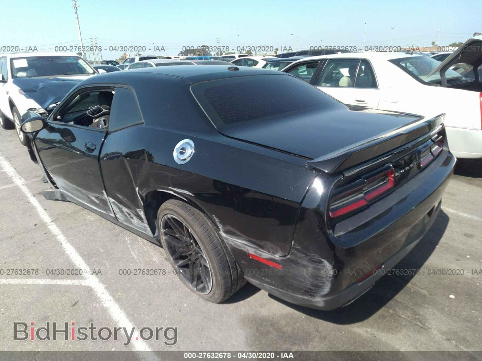 2018 DODGE CHALLENGER - VIN: 2C3CDZAG4JH183082 - Фото 3