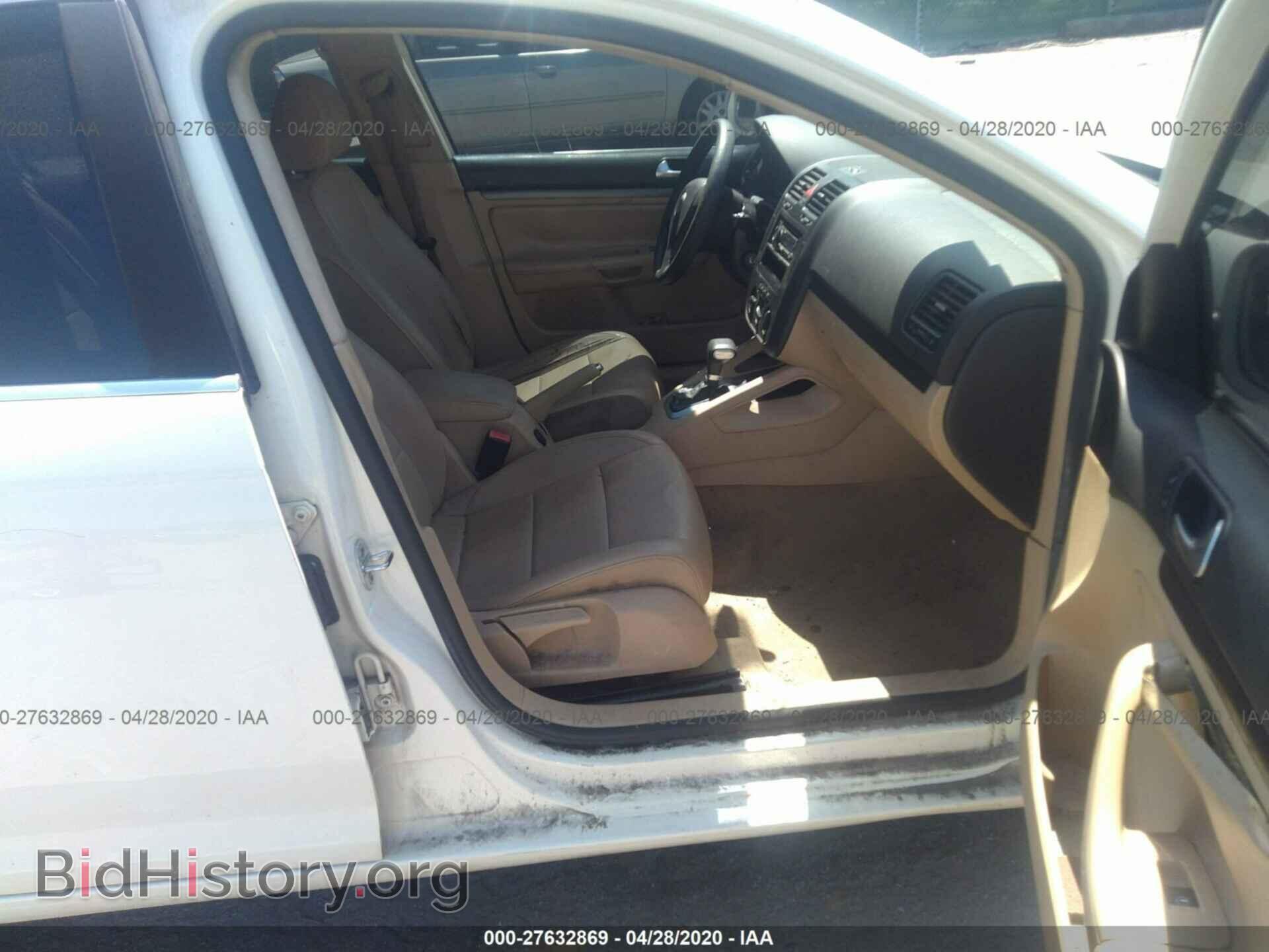 2007 Volkswagen Jetta - VIN: 3VWEF71K77M201671 - Фото 5