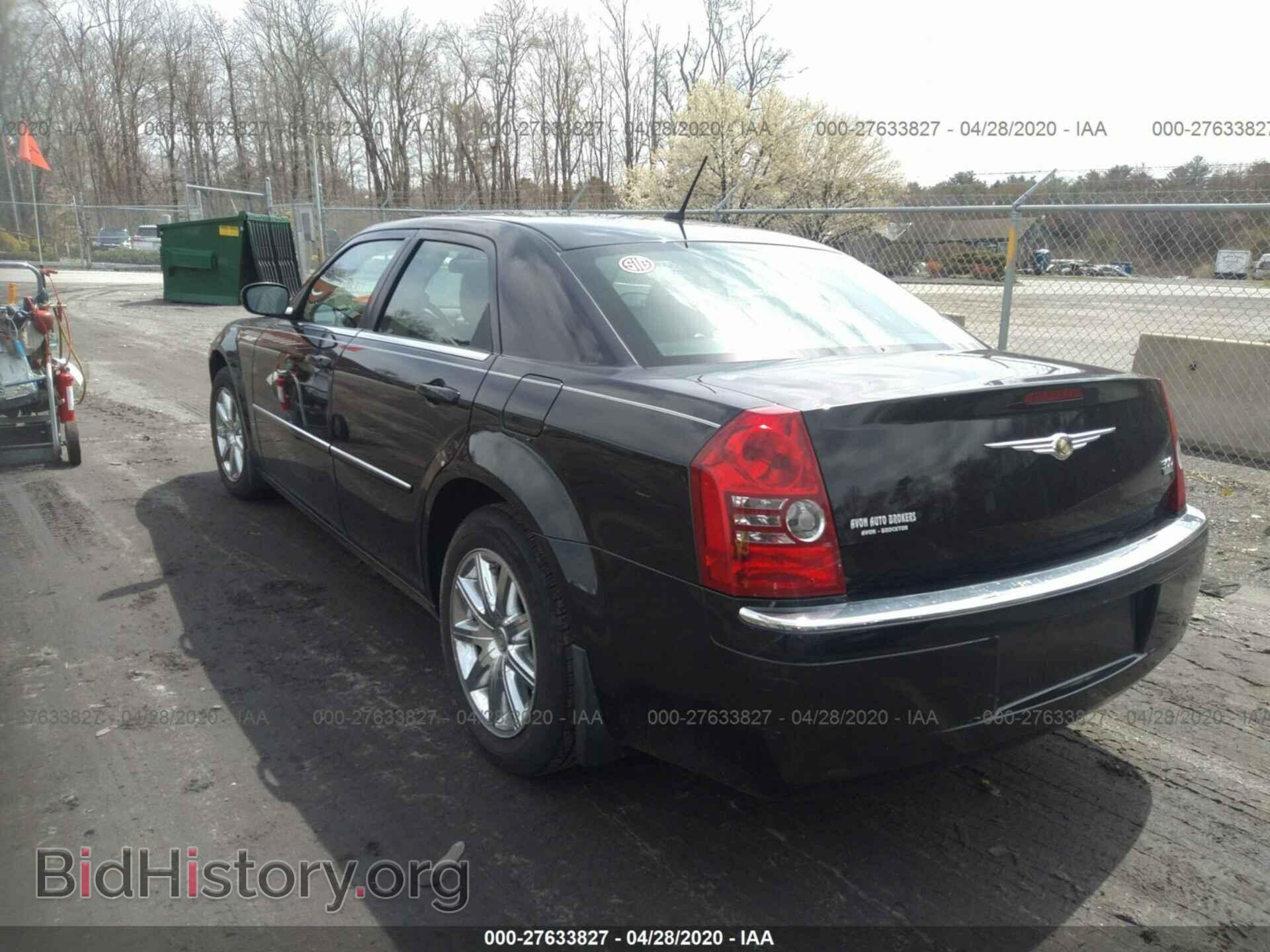 2008 CHRYSLER 300 - VIN: 2C3KA33G38H180361 - Фото 3