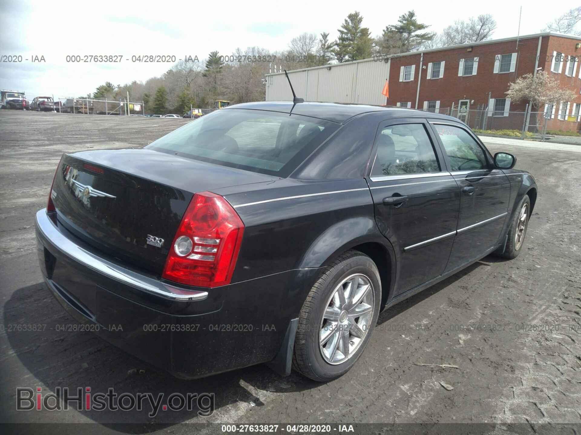 2008 CHRYSLER 300 - VIN: 2C3KA33G38H180361 - Фото 4
