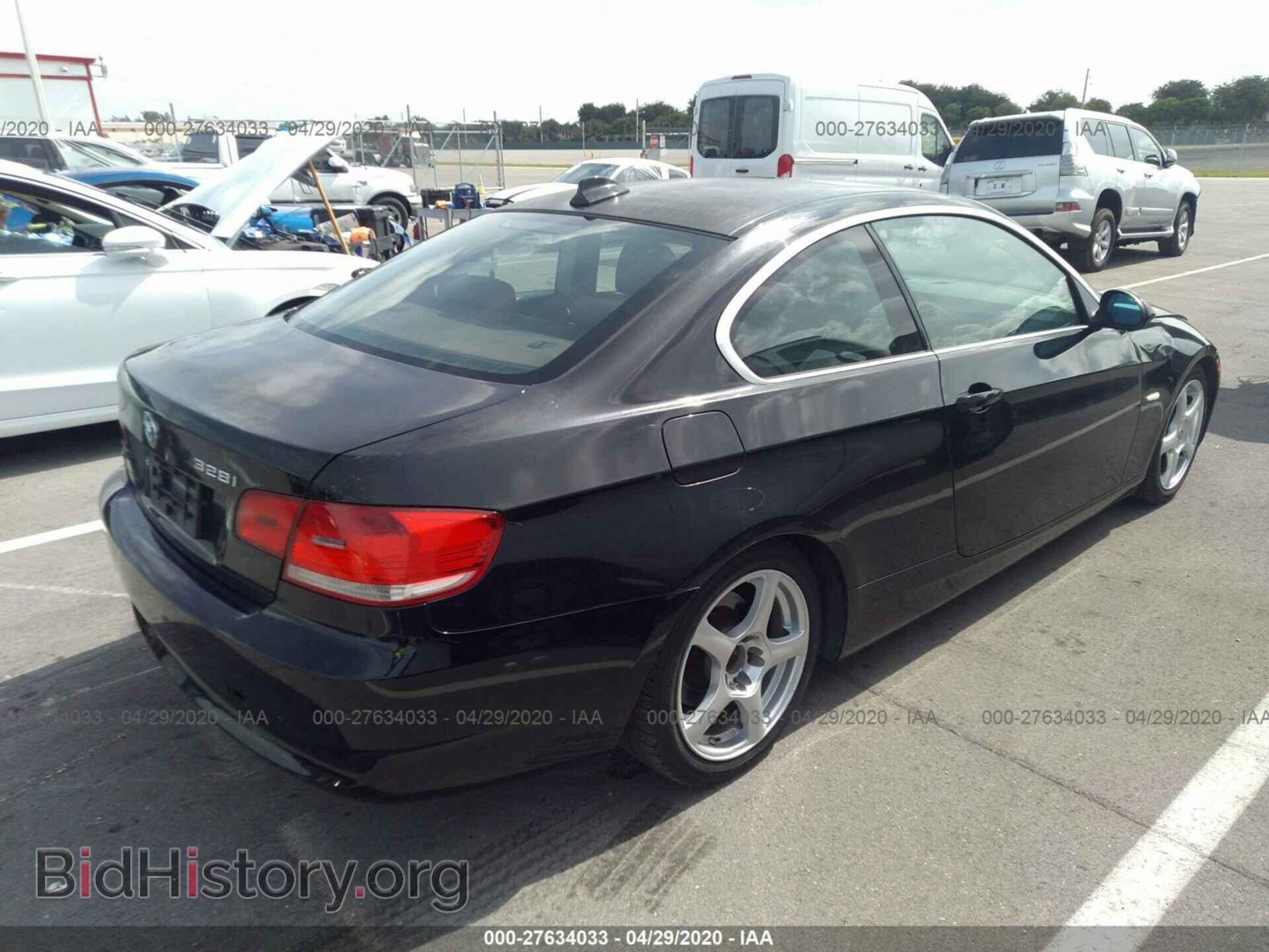 2008 BMW 328 - VIN: WBAWB33558P133799 - Фото 4