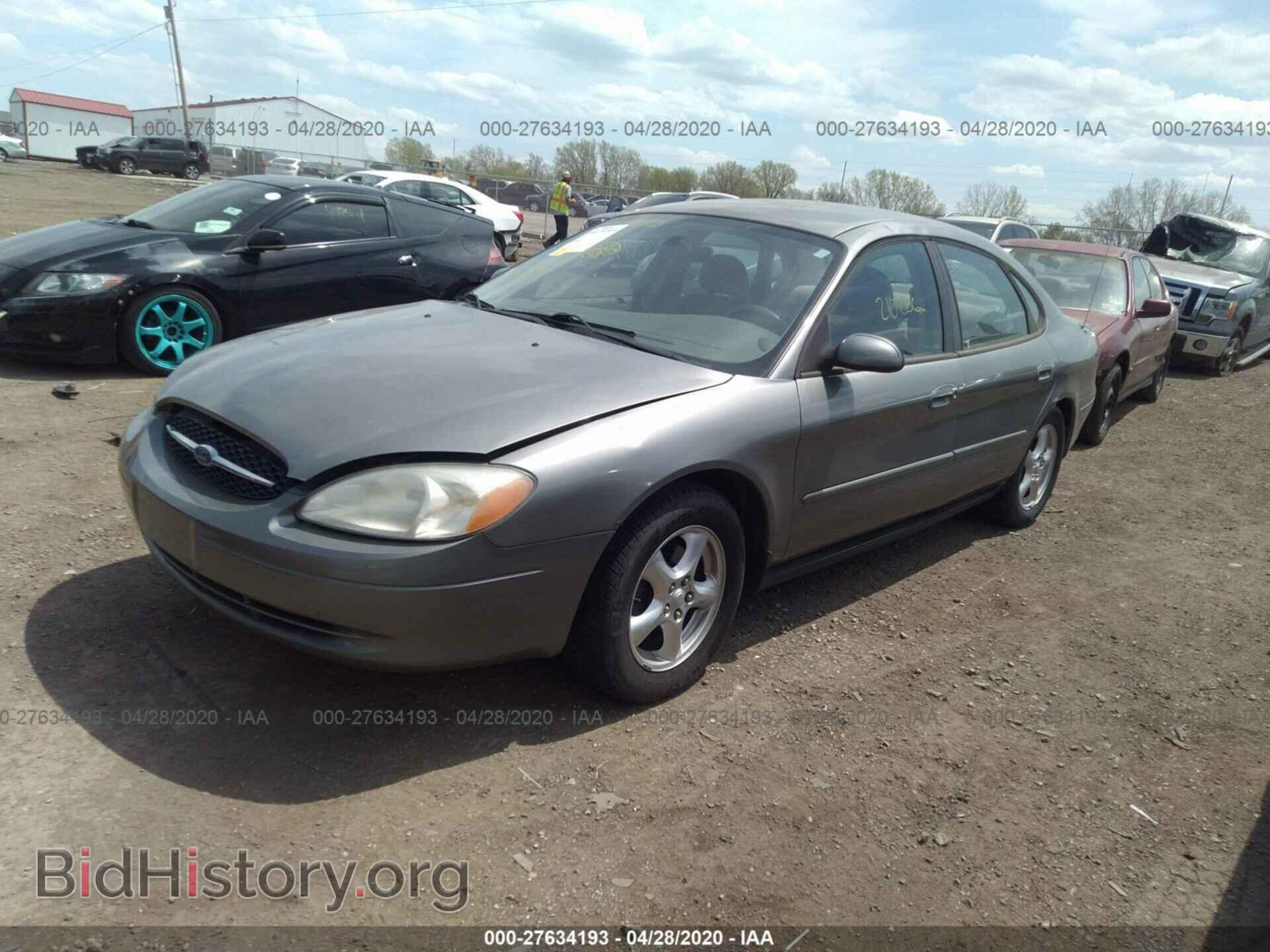 2003 FORD TAURUS - VIN: 1FAFP55263A255852 - Photo 2