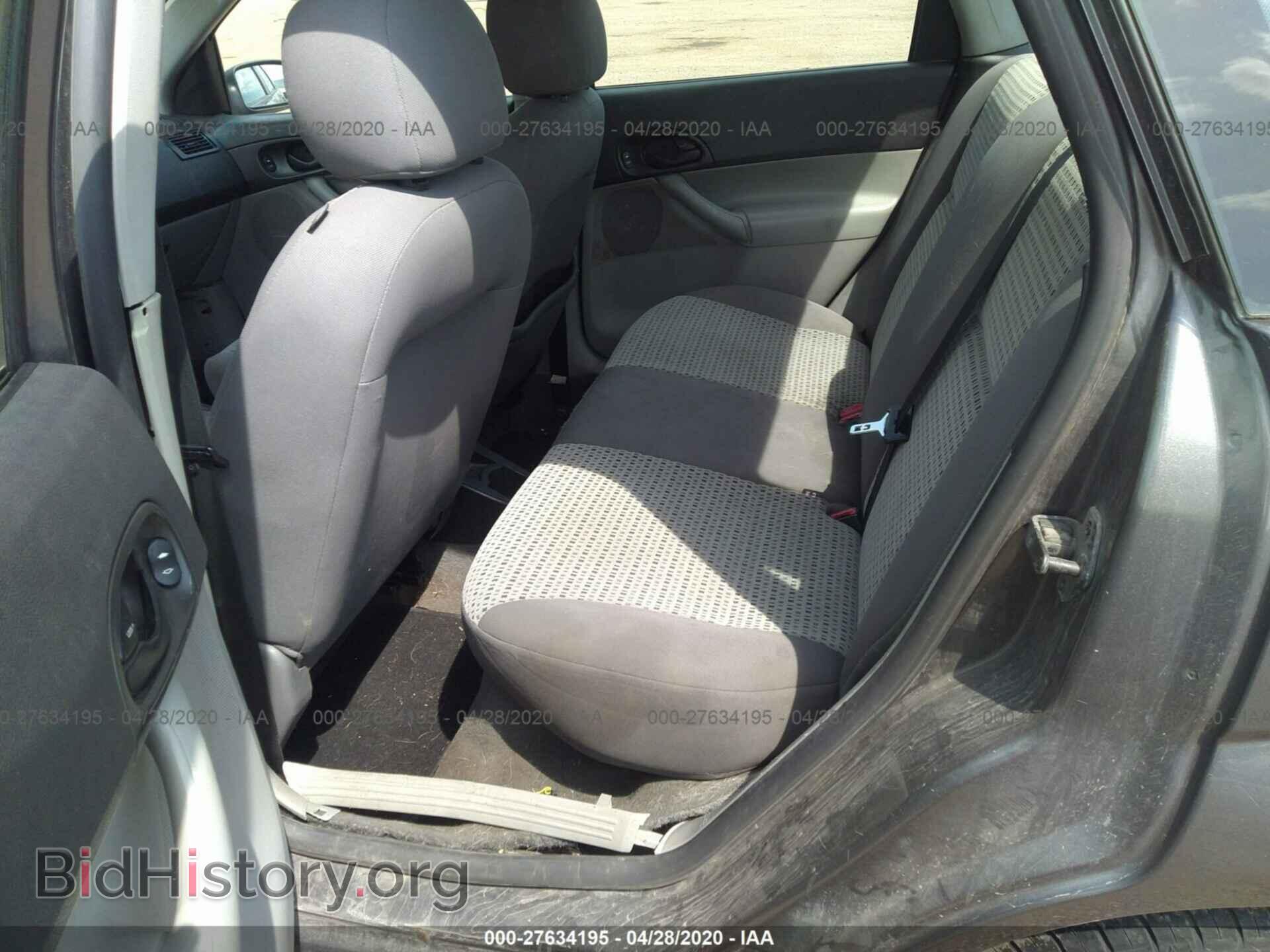 2007 FORD FOCUS - VIN: 1FAHP34N67W207950 - Фото 8