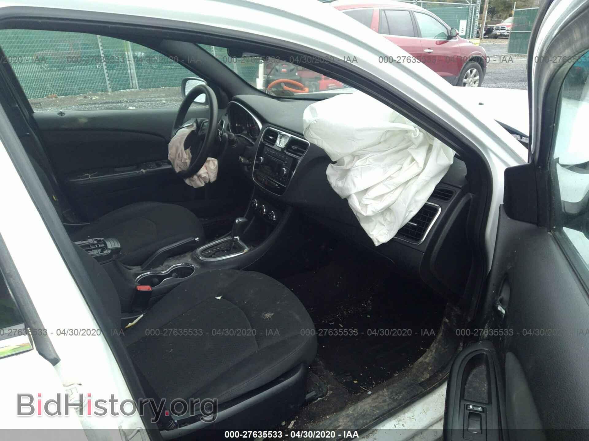 2012 CHRYSLER 200 - VIN: 1C3CCBAB2CN105554 - Фото 5