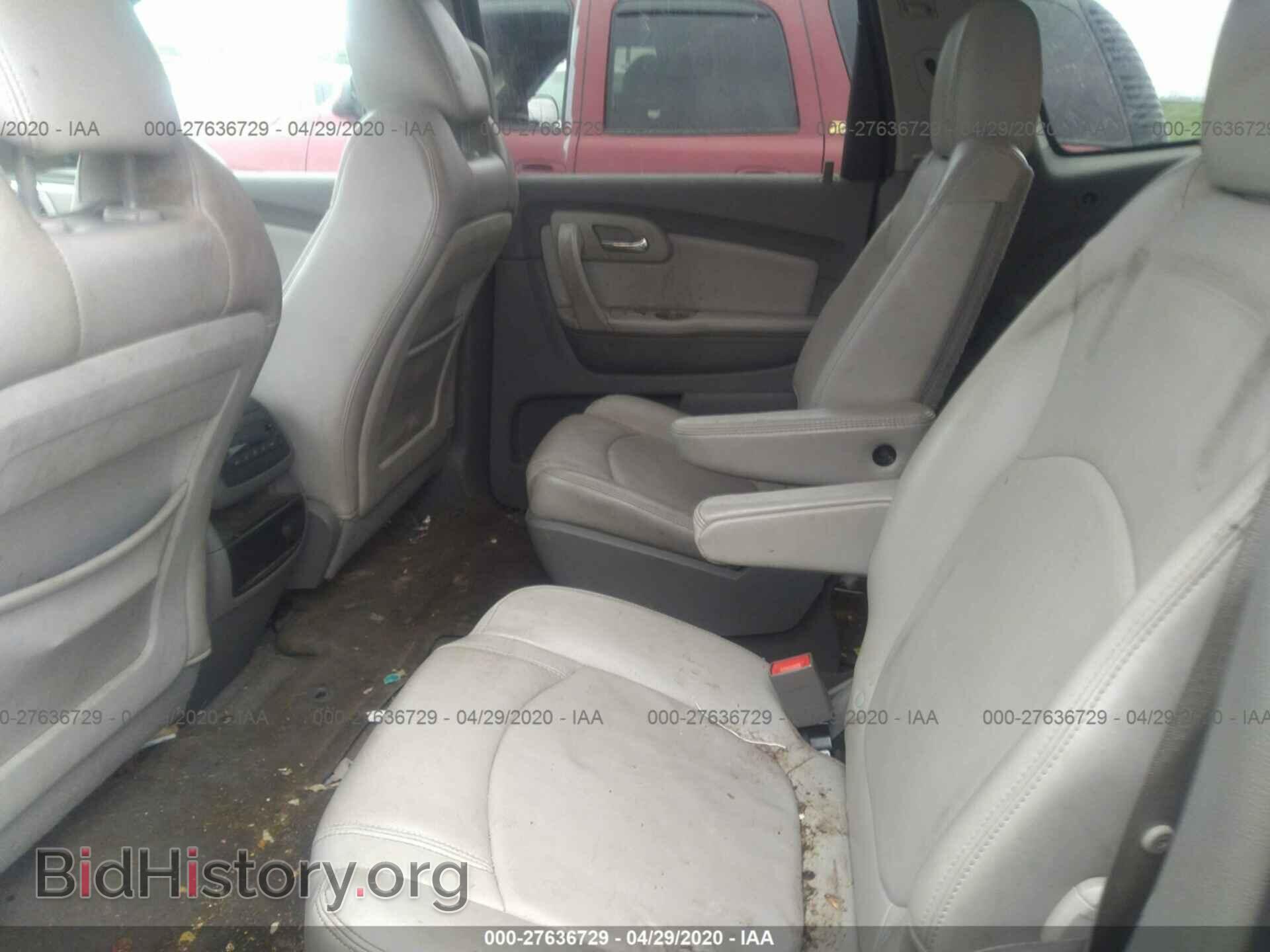 2011 CHEVROLET TRAVERSE - VIN: 1GNKRJED5BJ190236 - Фото 8
