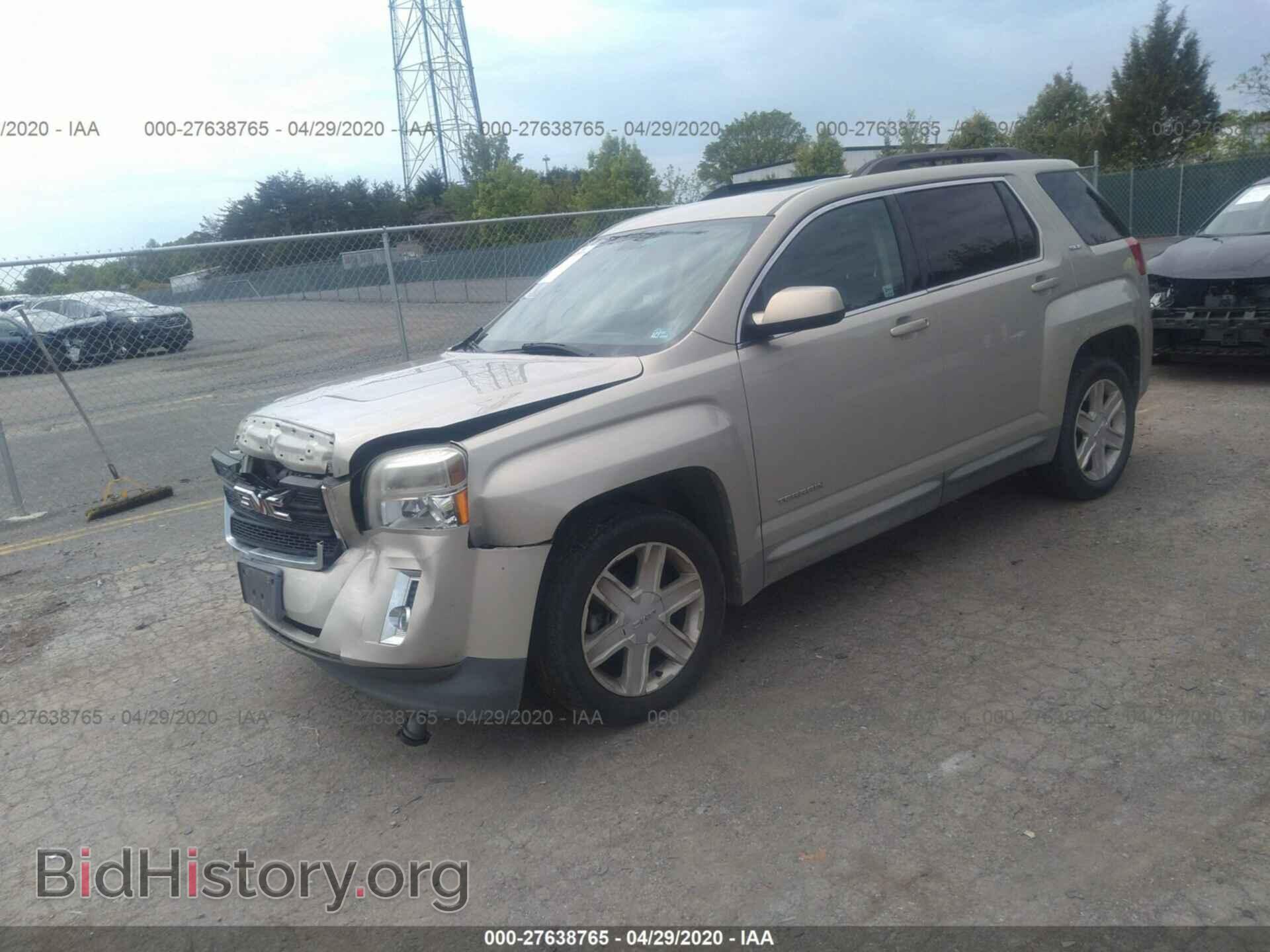 2011 GMC TERRAIN - VIN: 2CTALSEC8B6420565 - Photo 2