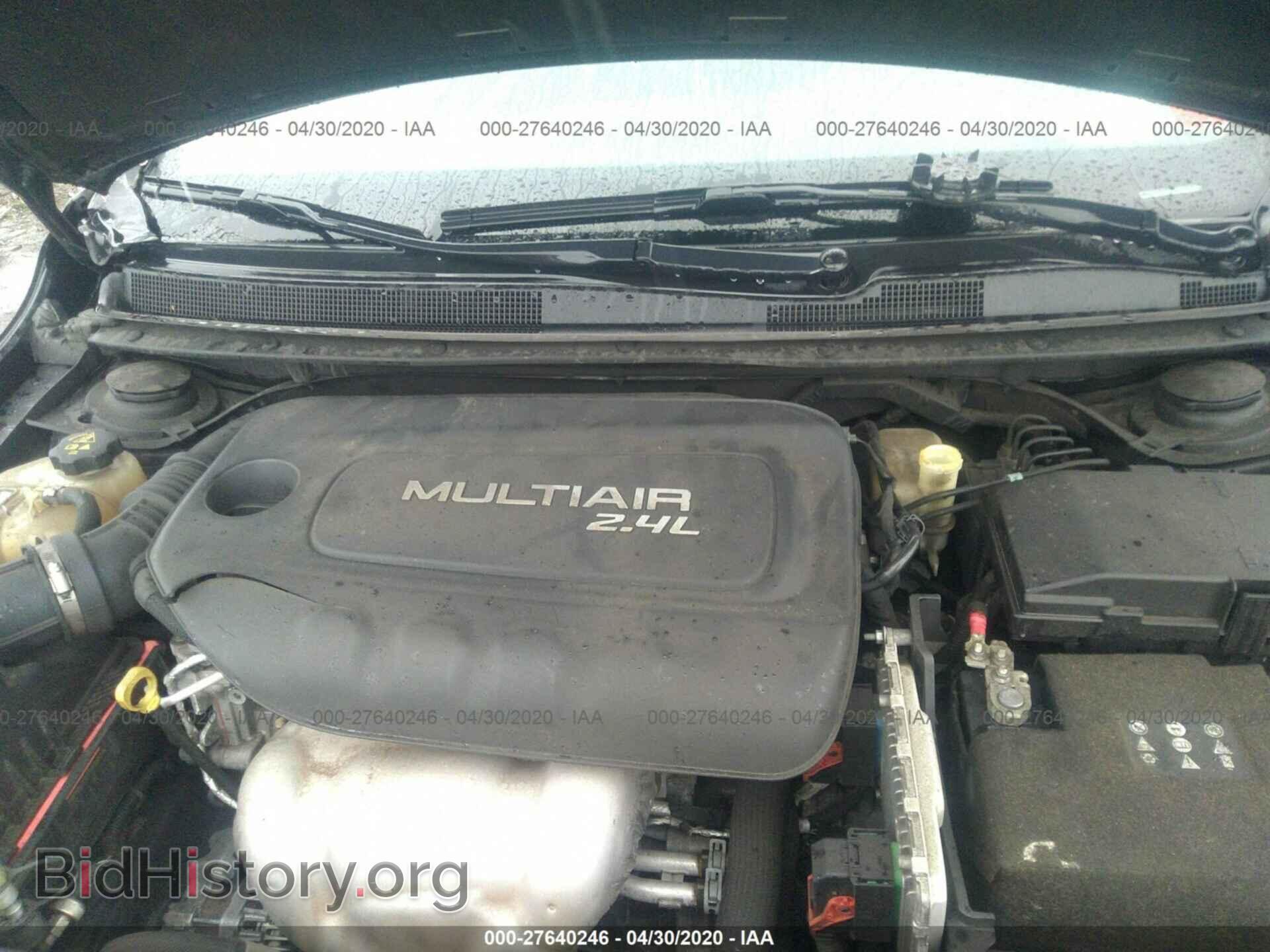 2016 CHRYSLER 200 - VIN: 1C3CCCABXGN124512 - Фото 10