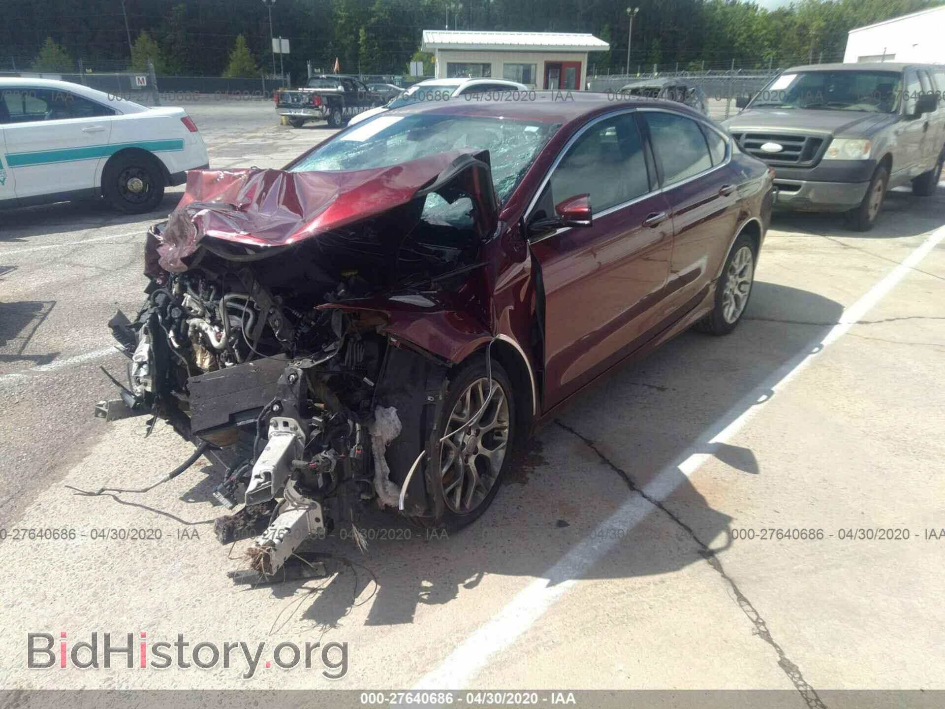 2015 CHRYSLER 200 - VIN: 1C3CCCEG7FN583341 - Фото 2