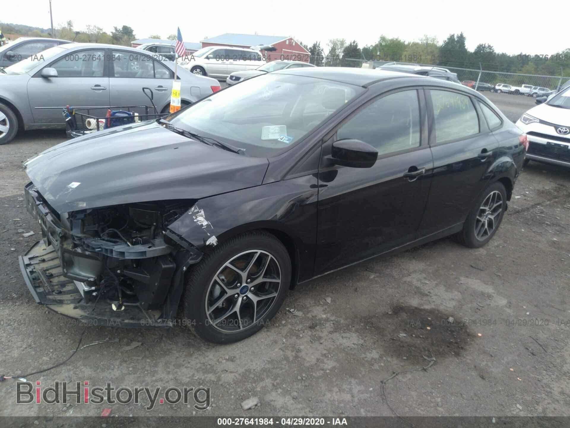 2018 FORD FOCUS - VIN: 1FADP3FE3JL285235 - Фото 2