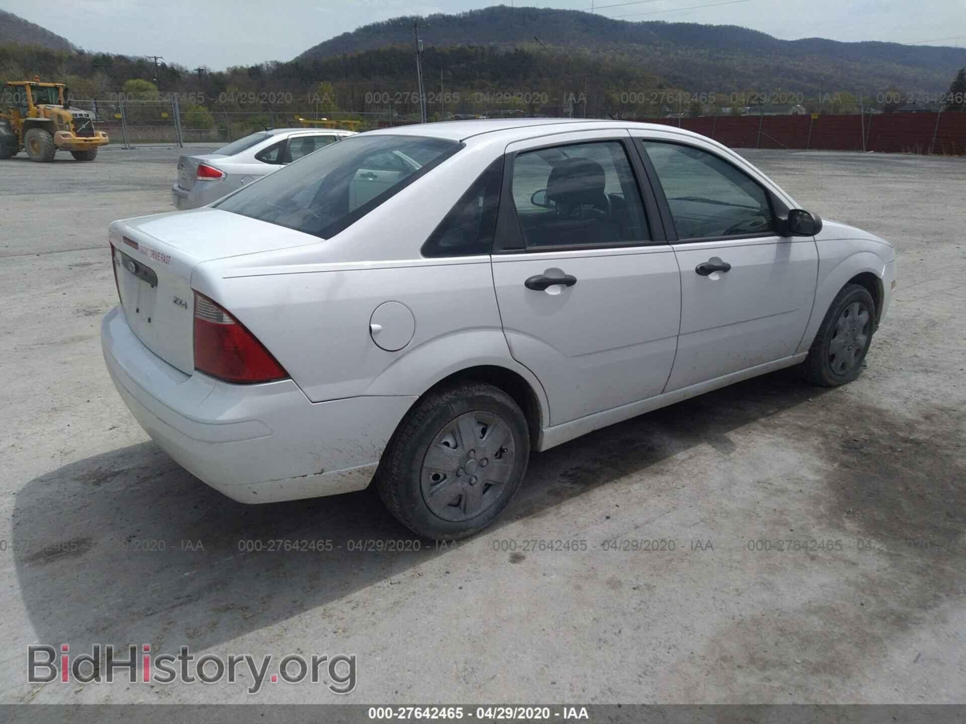 2006 FORD FOCUS - VIN: 1FAFP34N96W136829 - Фото 4