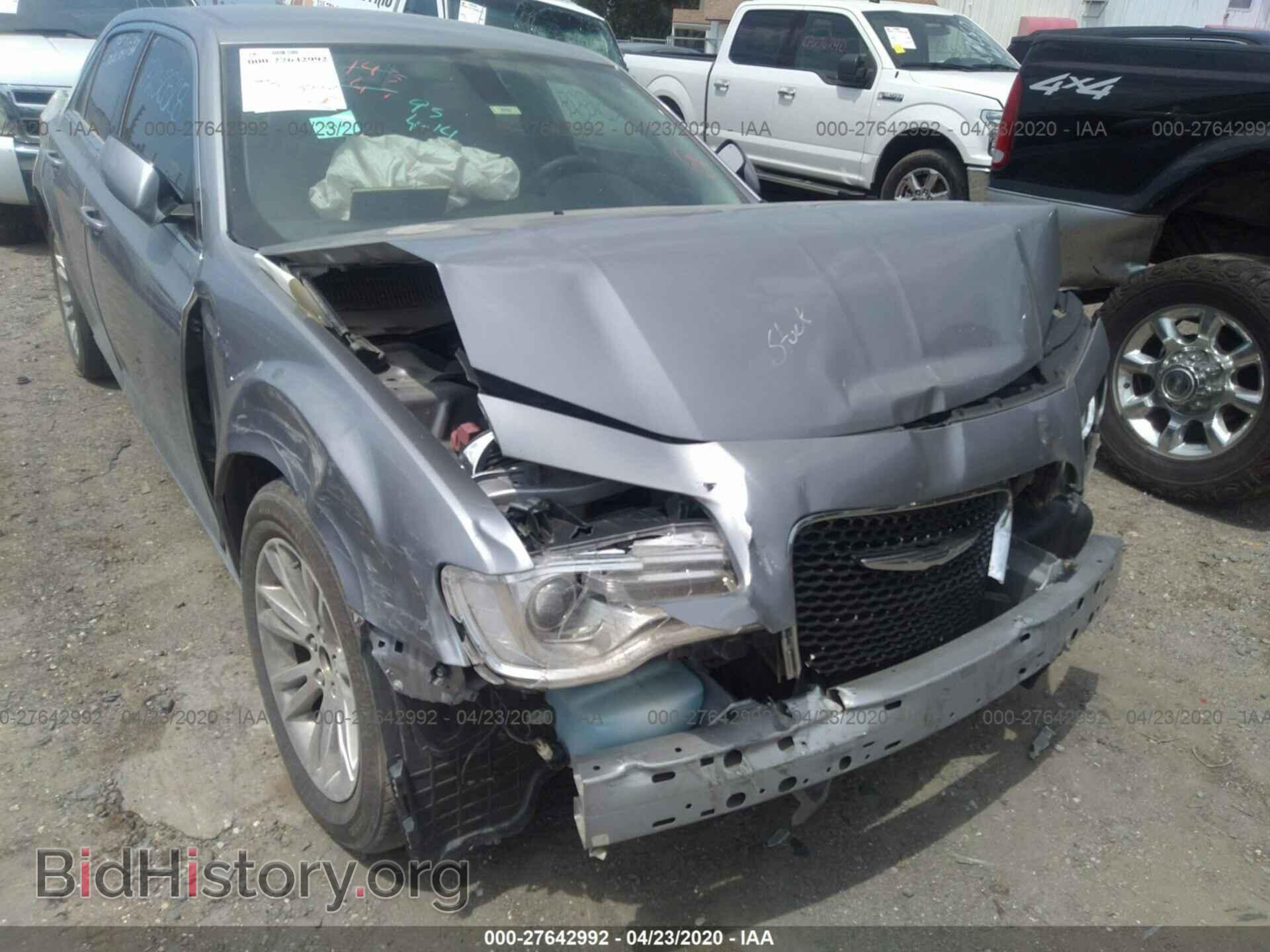 2017 CHRYSLER 300 - VIN: 2C3CCAAG7HH506006 - Фото 6