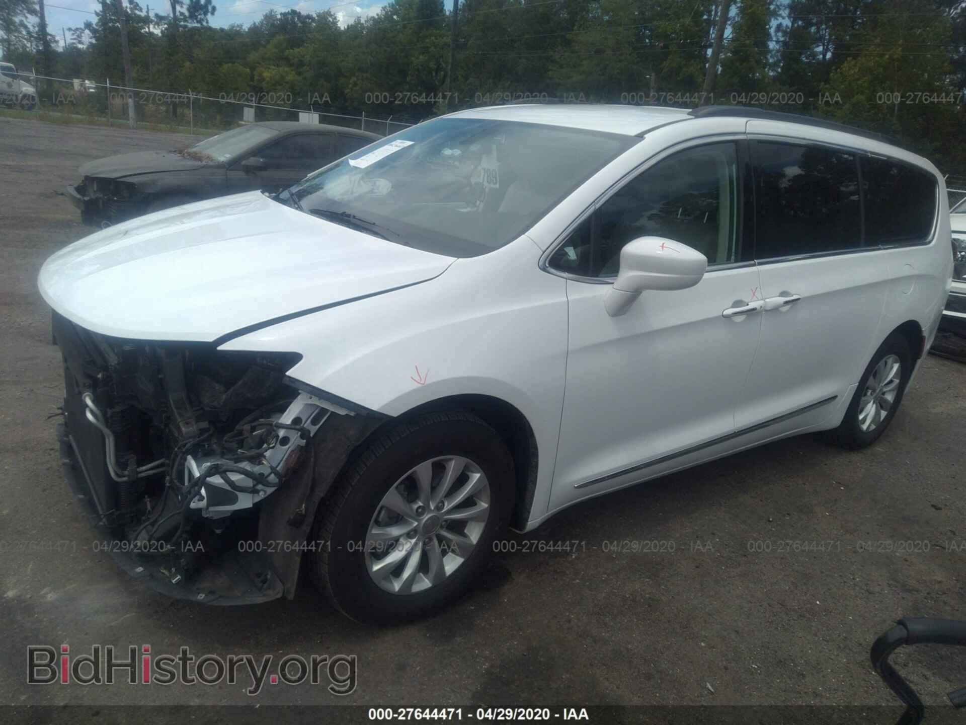 2017 CHRYSLER PACIFICA - VIN: 2C4RC1BG7HR687882 - Photo 2