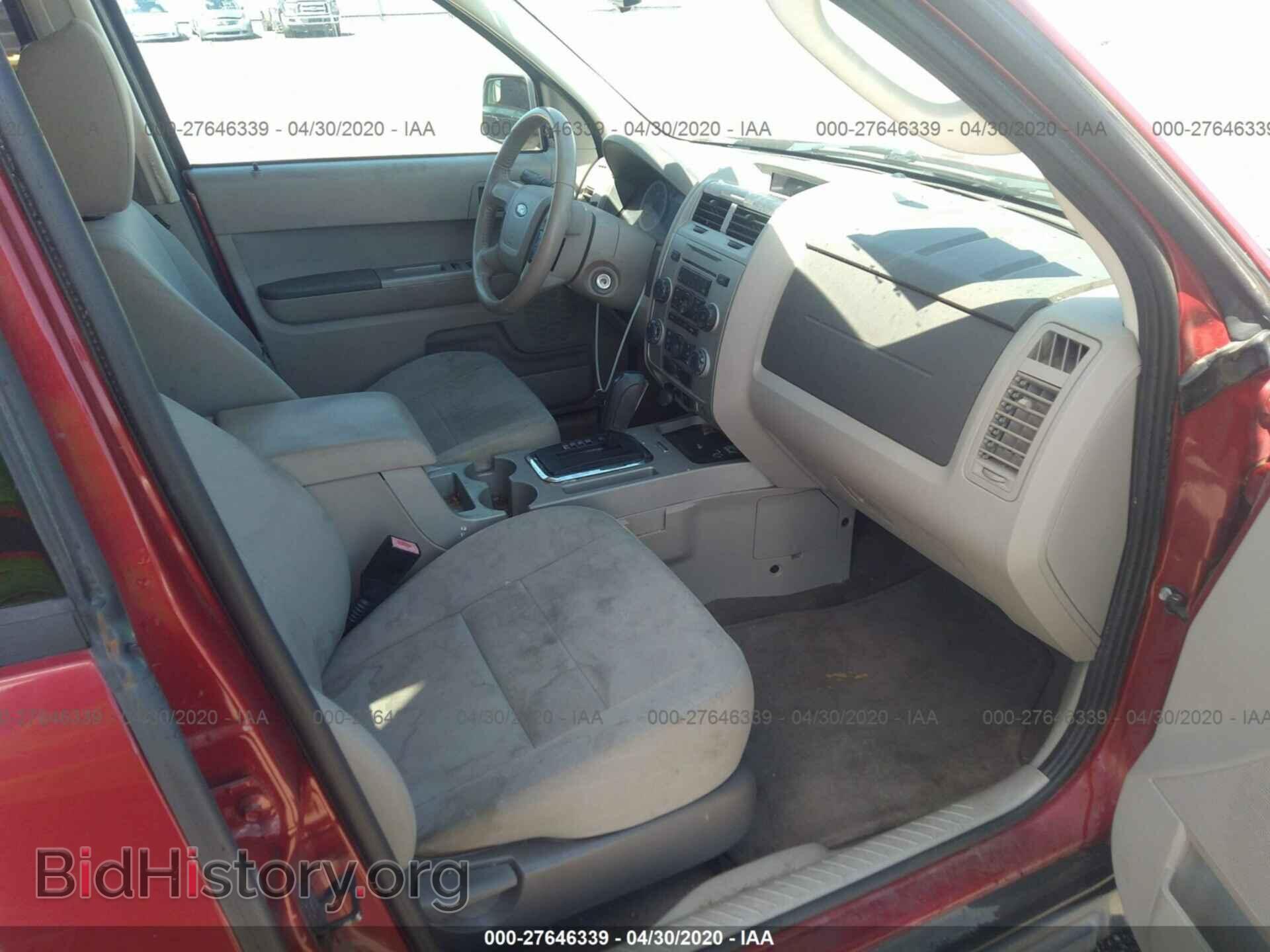 2011 FORD ESCAPE - VIN: 1FMCU0D74BKA36690 - Photo 5