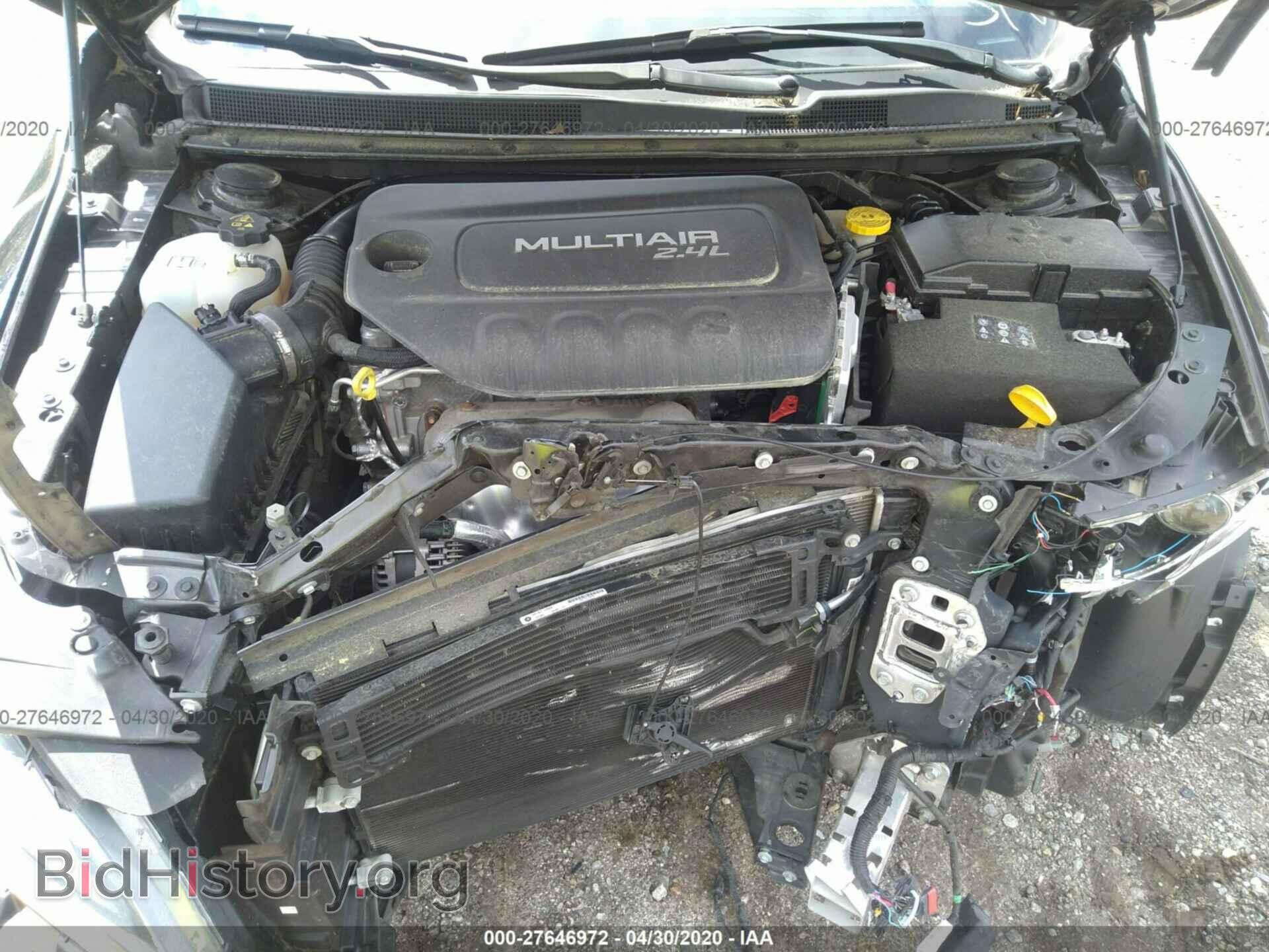 2016 CHRYSLER 200 - VIN: 1C3CCCAB6GN109246 - Фото 10