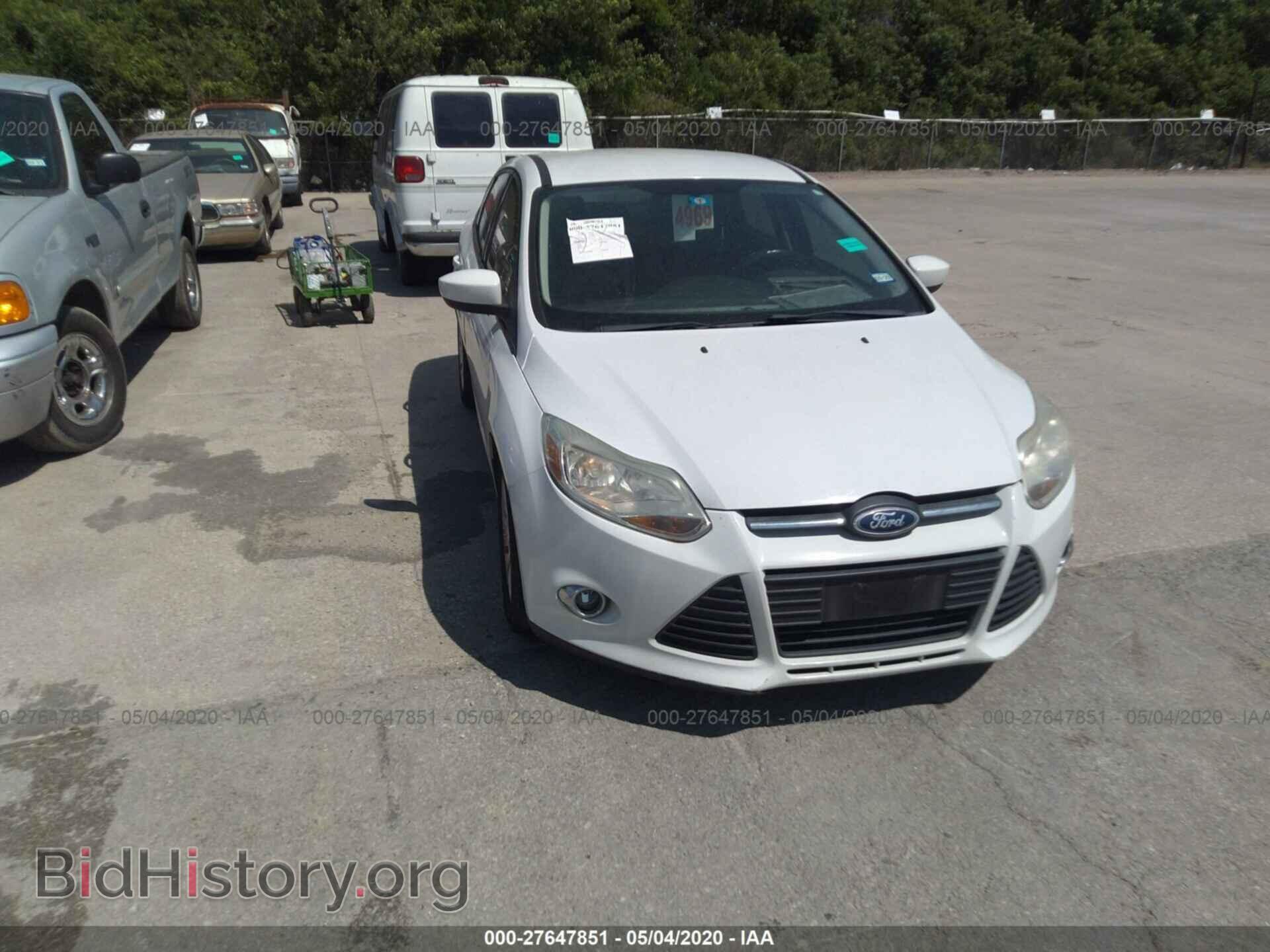 Photo 1FAHP3F26CL121214 - FORD FOCUS 2012