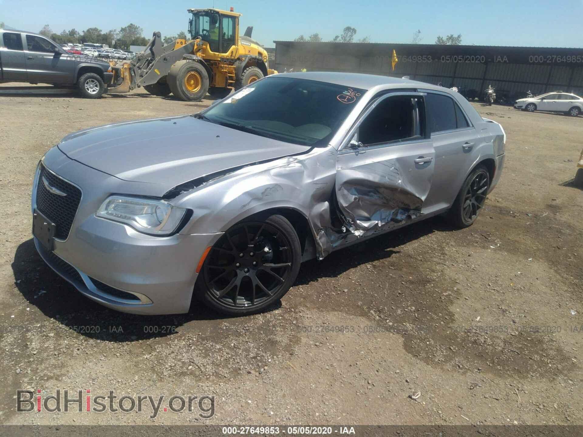 2016 CHRYSLER 300 - VIN: 2C3CCAAG4GH175514 - Фото 2