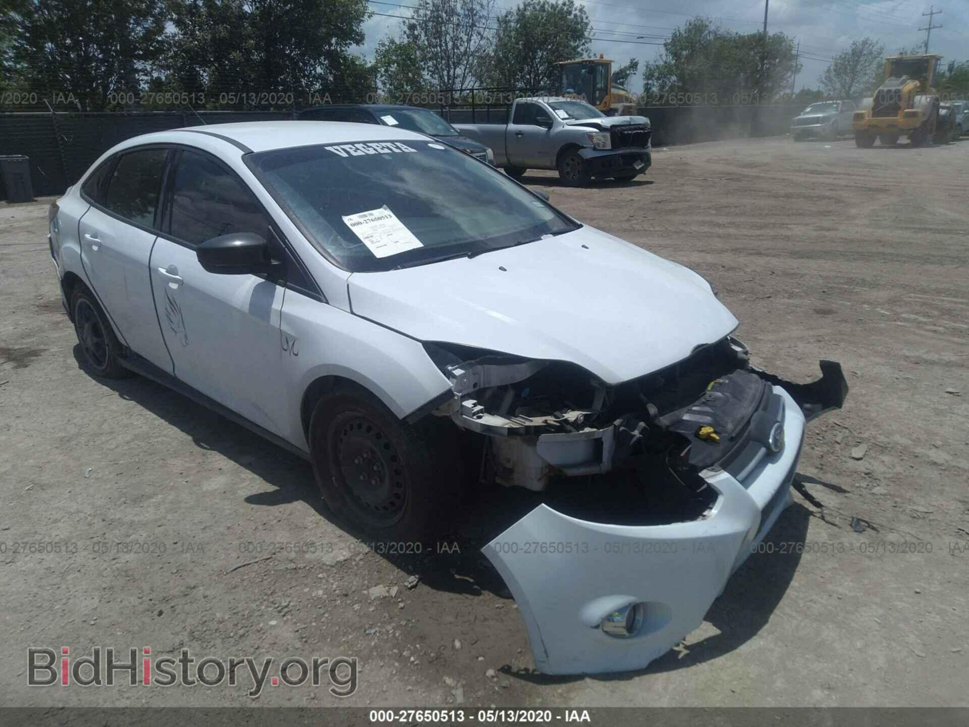 Photo 1FAHP3F24CL207718 - FORD FOCUS 2012