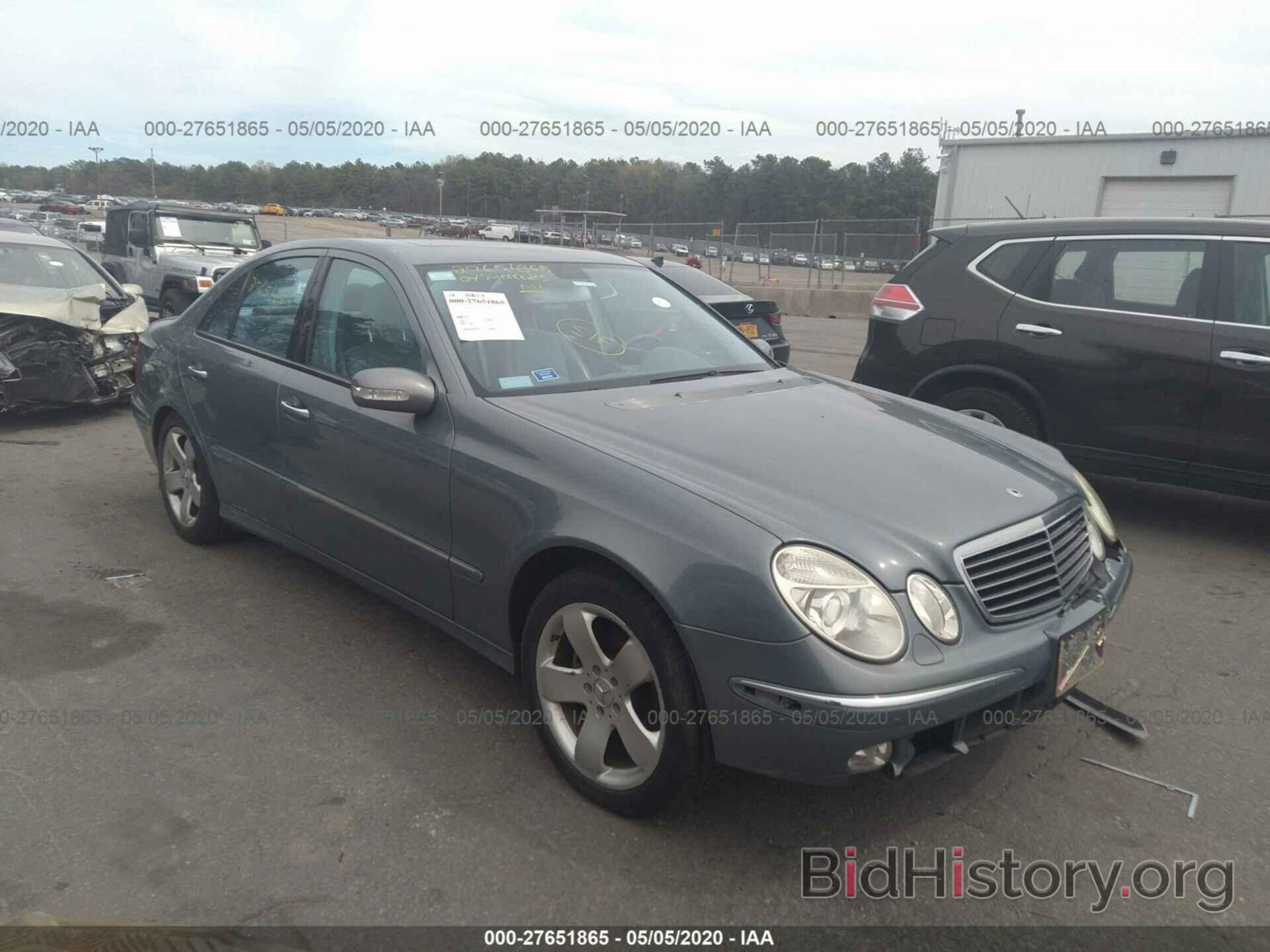 Photo WDBUF65J44A450379 - MERCEDES-BENZ E 2004