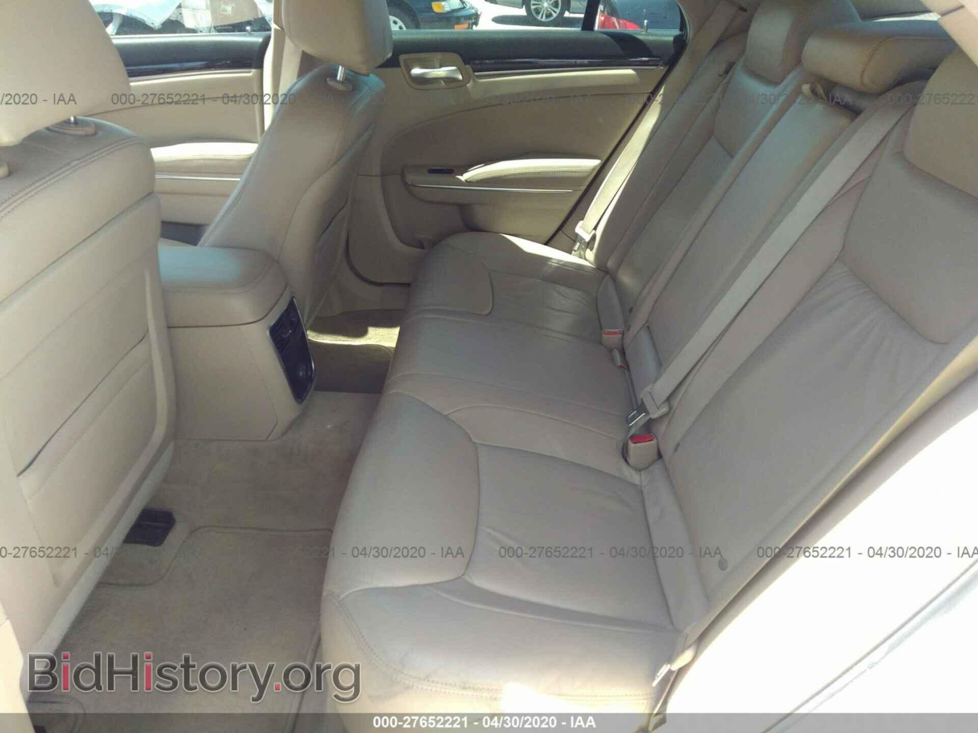 2011 CHRYSLER 300 - VIN: 2C3CA5CG2BH564672 - Photo 8