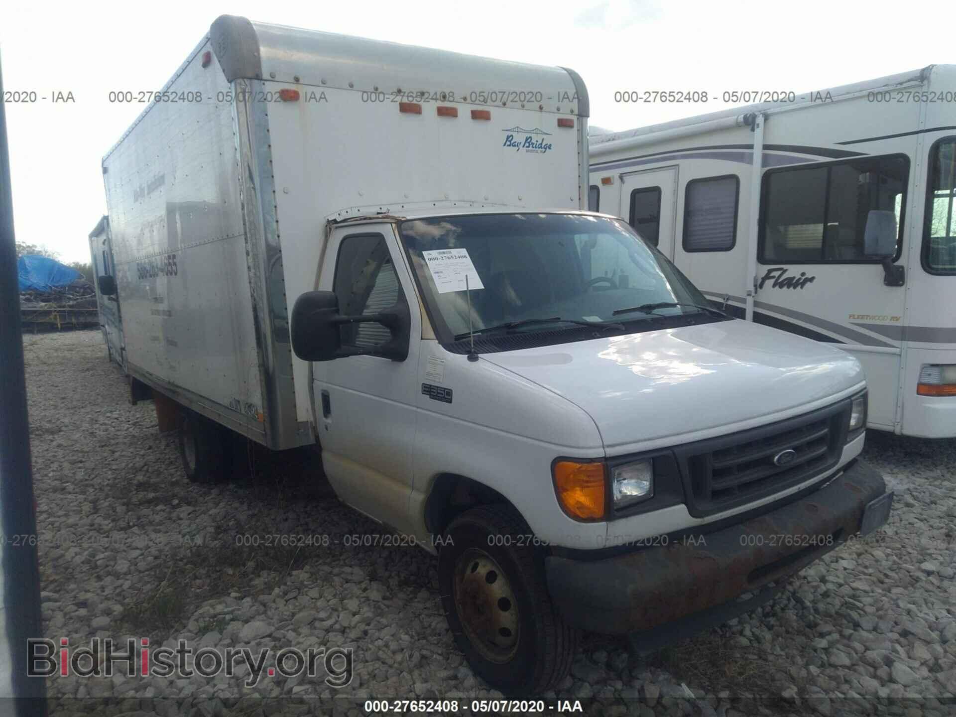 Photo 1FDWE35L04HB15619 - FORD ECONOLINE 2004