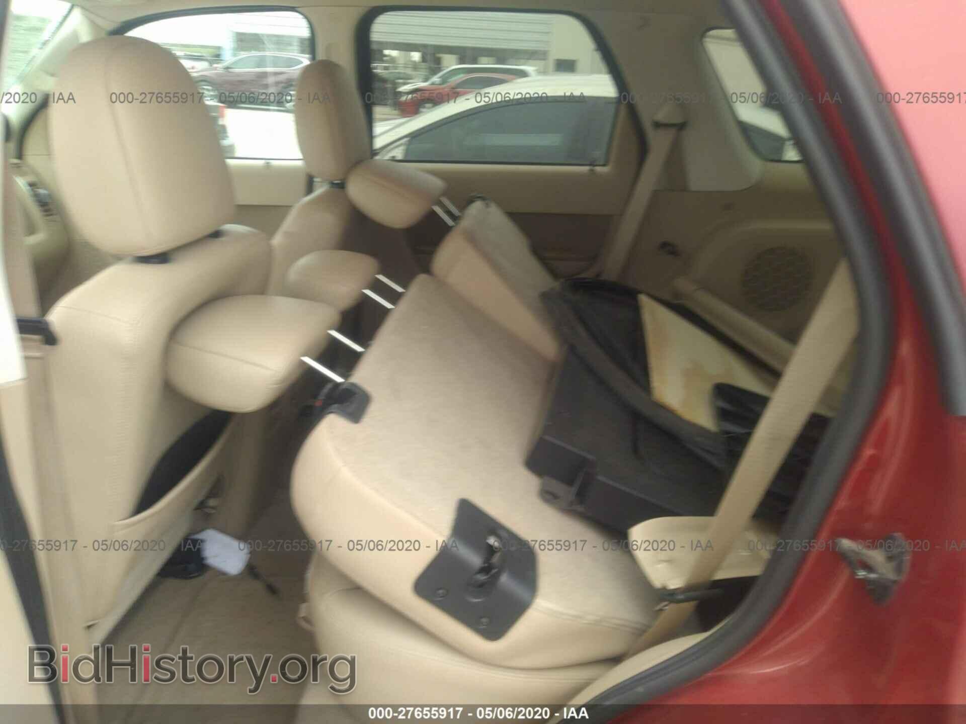 2011 FORD ESCAPE - VIN: 1FMCU0E70BKB83863 - Photo 8
