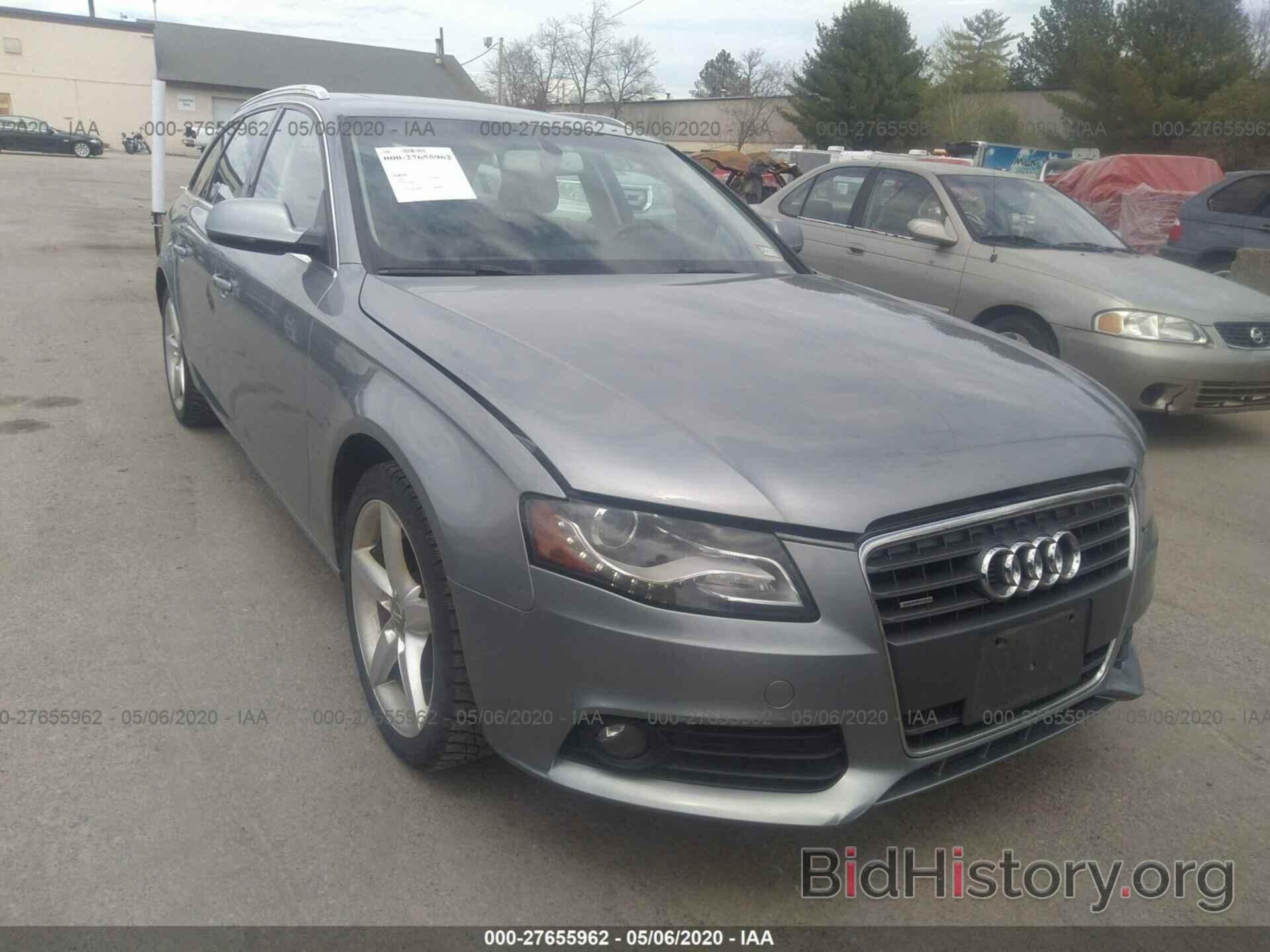 Photo WAUWFAFL8BA176076 - AUDI A4 2011