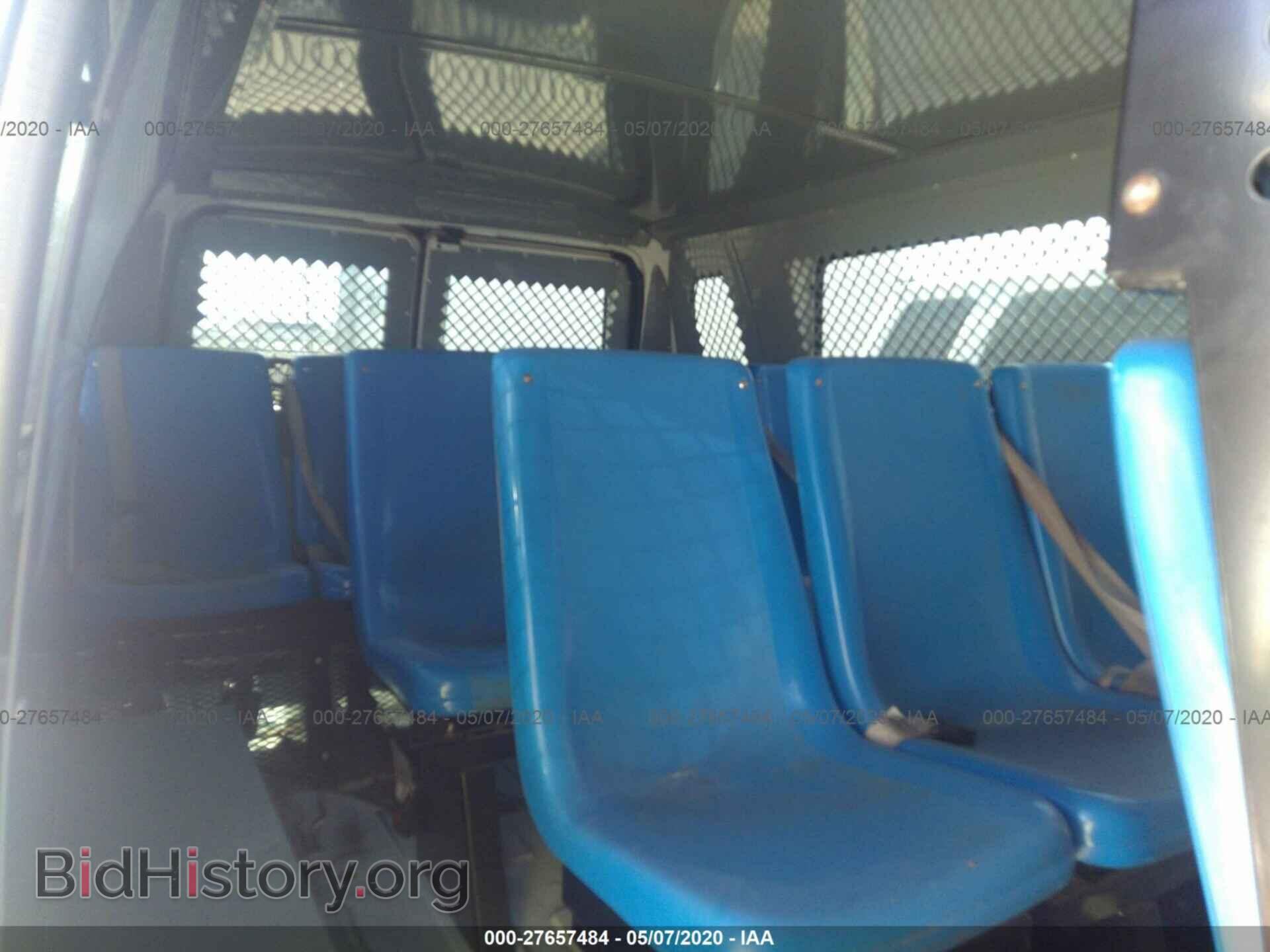 2010 FORD ECONOLINE - VIN: 1FBSS3BLXADA73922 - Фото 8